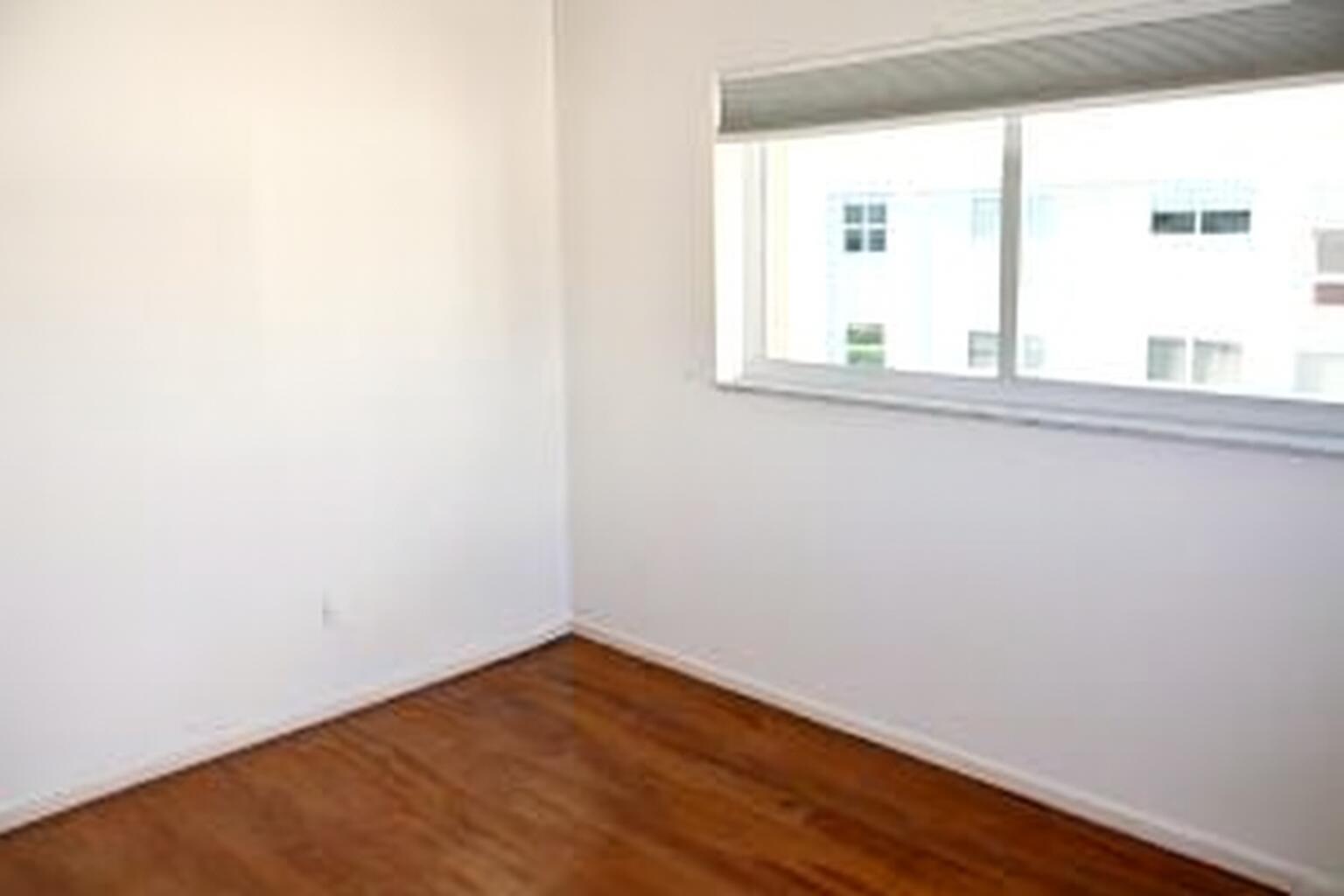 17 Colonial Club Drive 305