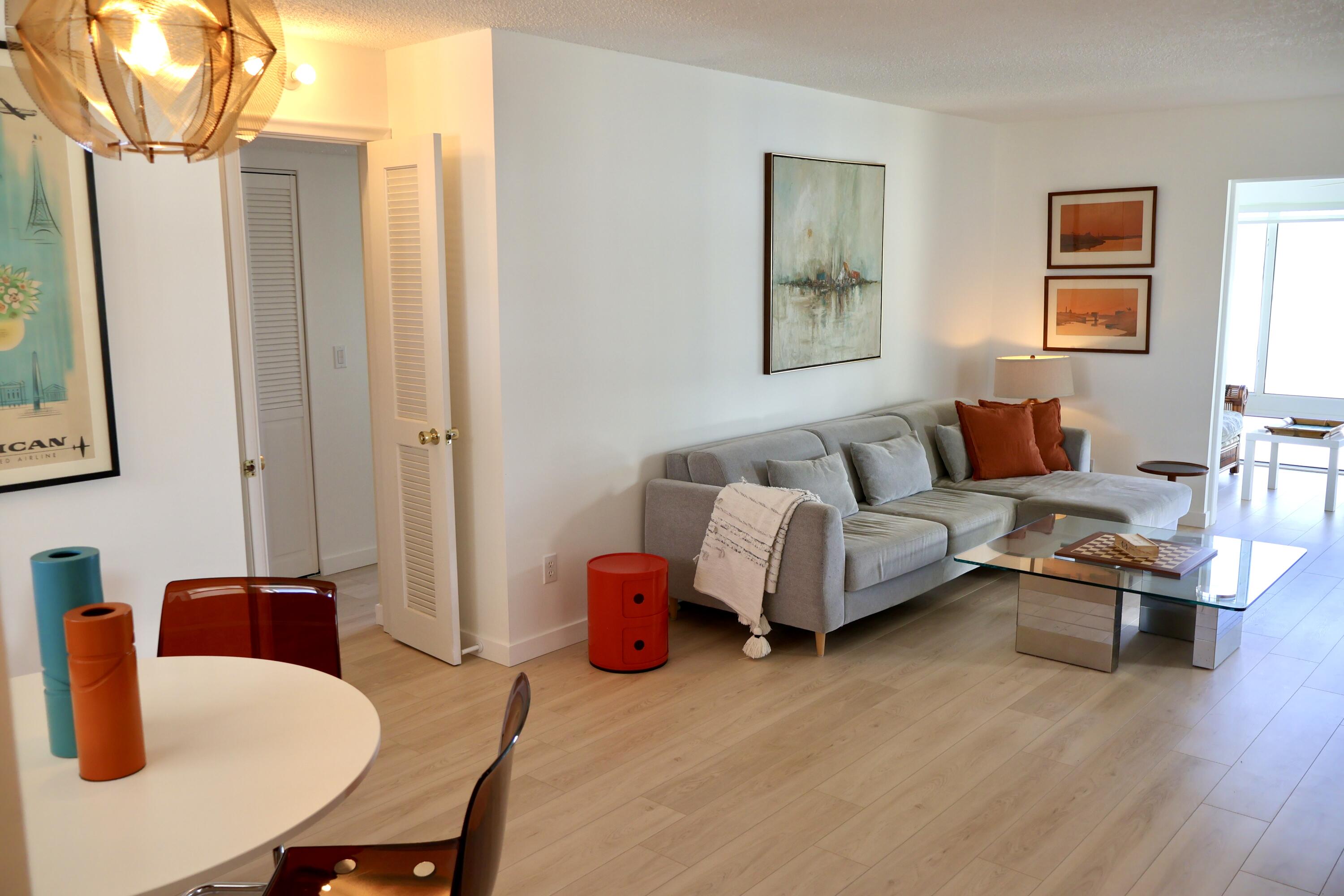 17 Colonial Club Drive 305