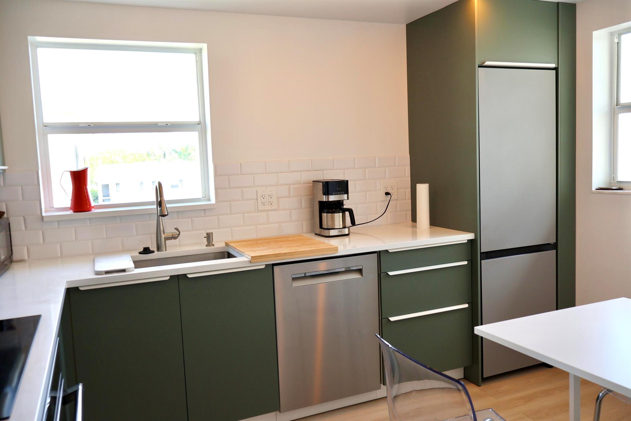 17 Colonial Club Drive 305