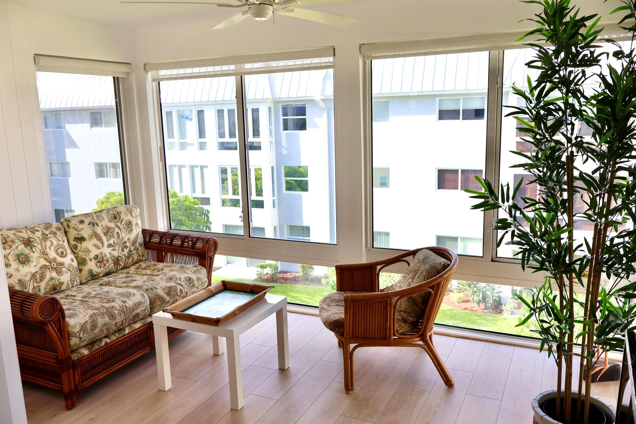 17 Colonial Club Drive 305