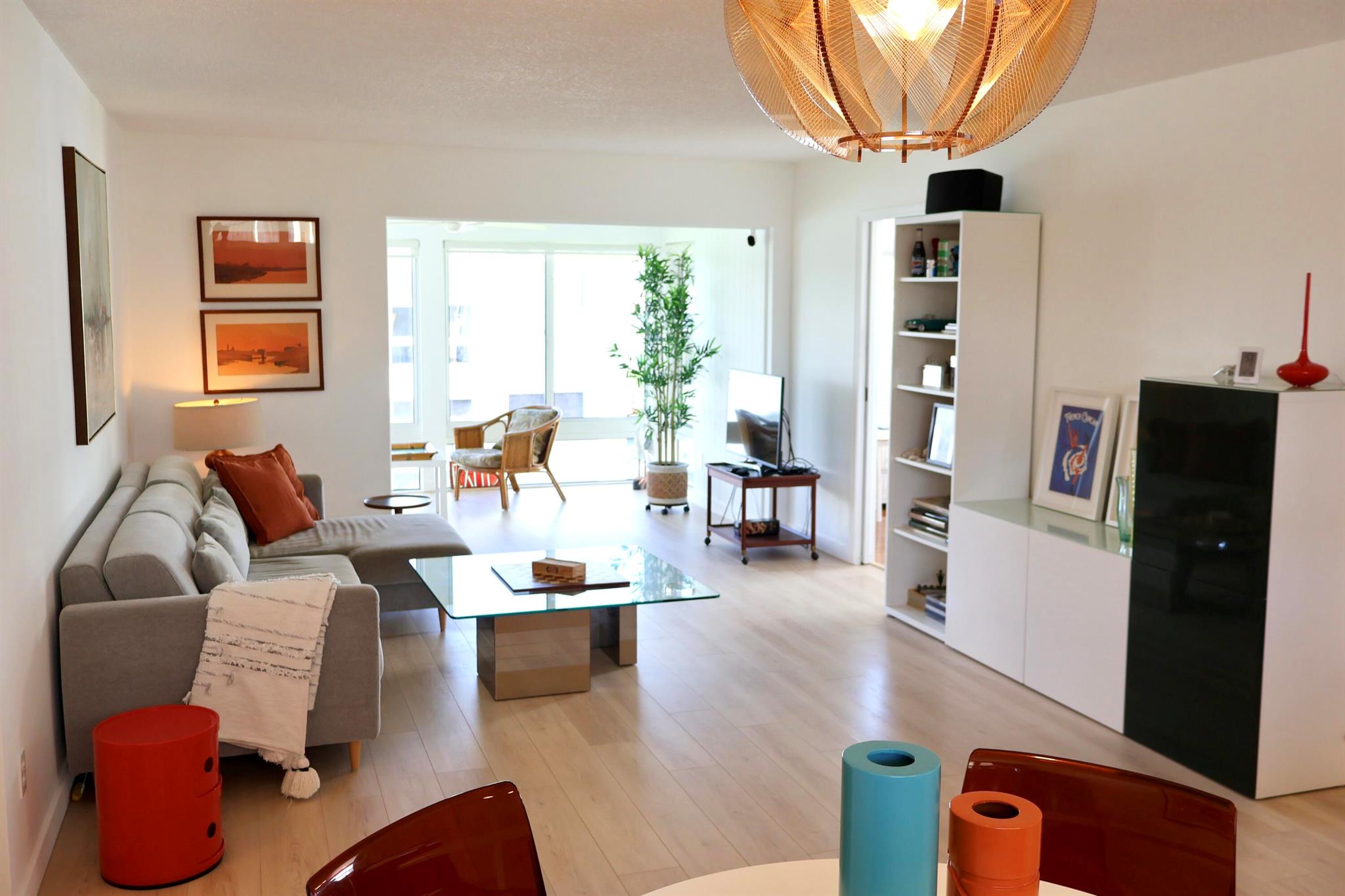 17 Colonial Club Drive 305