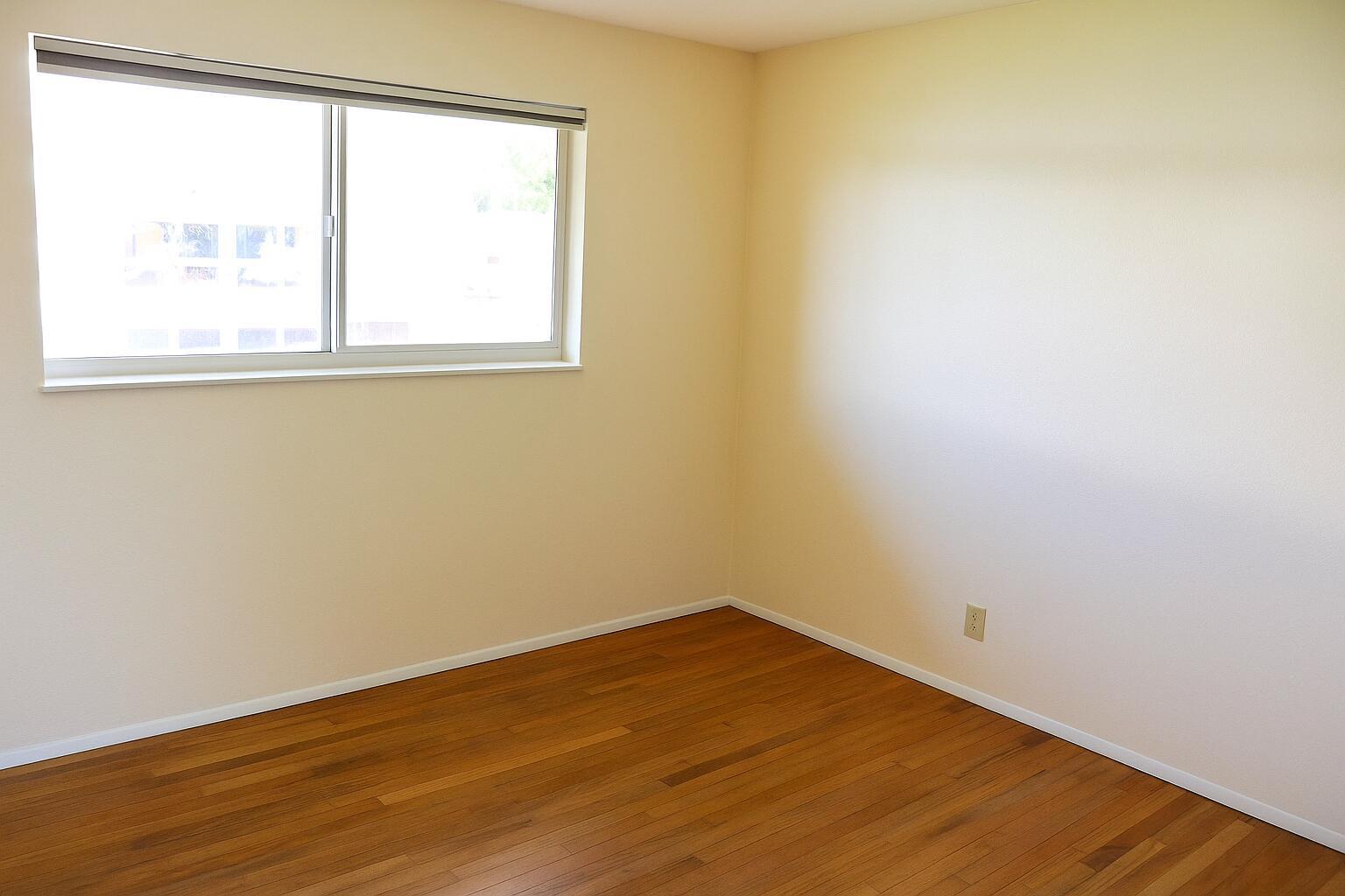 17 Colonial Club Drive 305