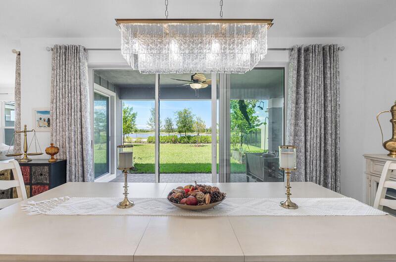 19552 Broad Shore Walk