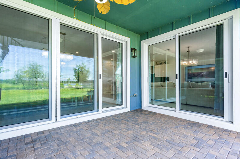 19552 Broad Shore Walk