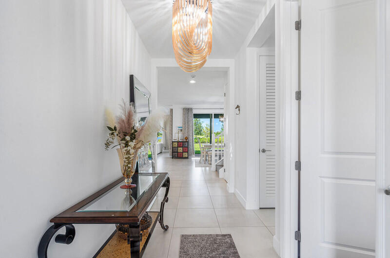 19552 Broad Shore Walk