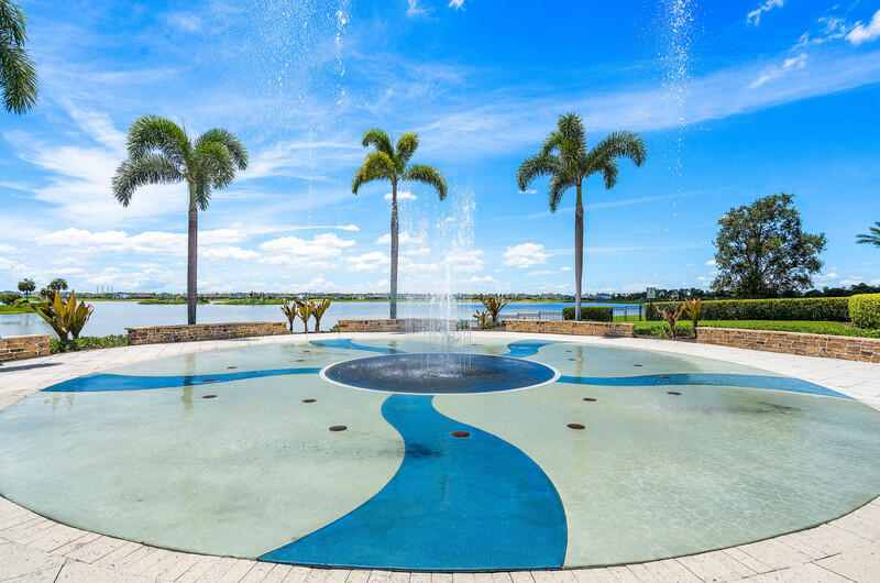 19552 Broad Shore Walk