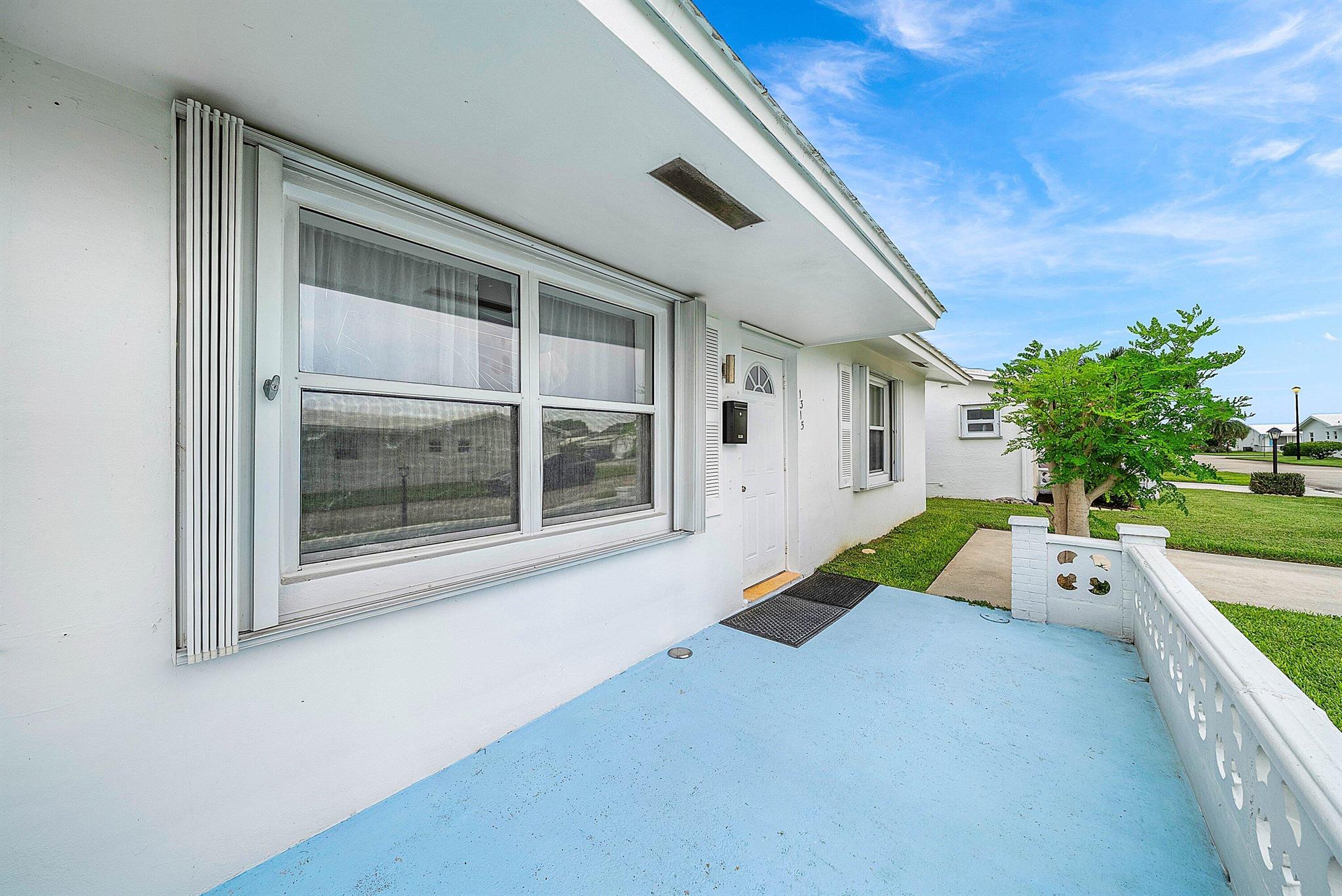 1315 SW 21 Street