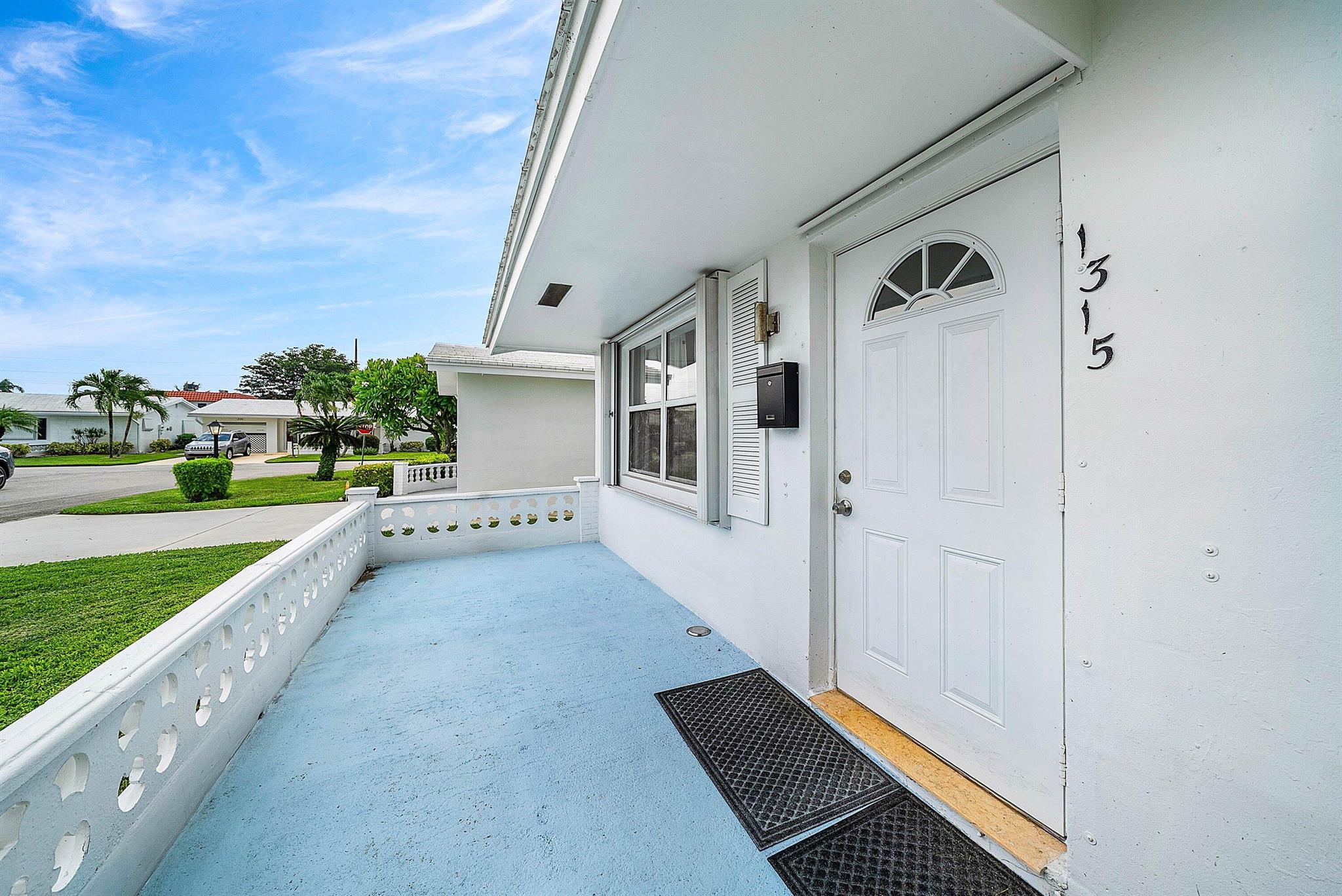 1315 SW 21 Street