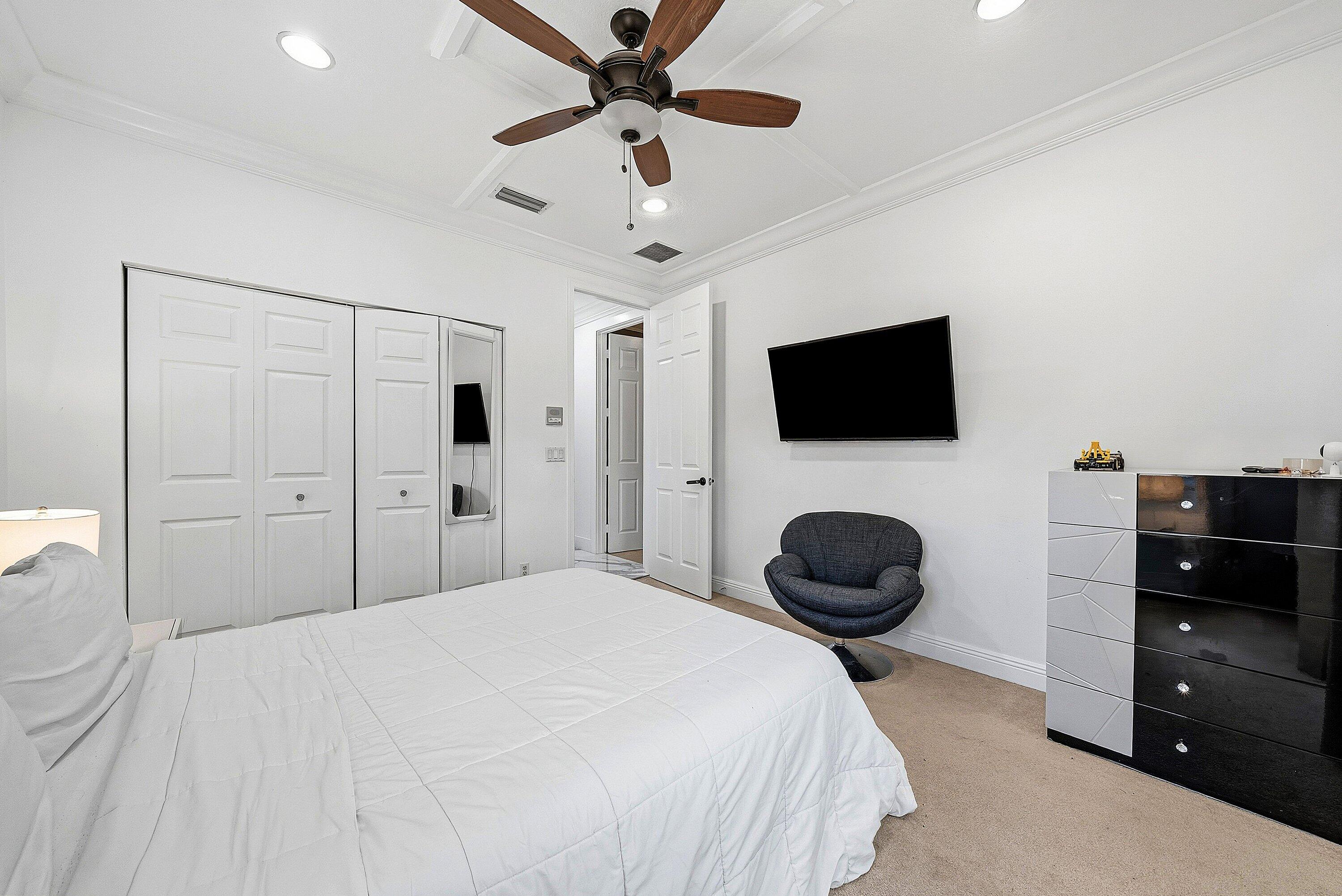 9232 Pineville Drive