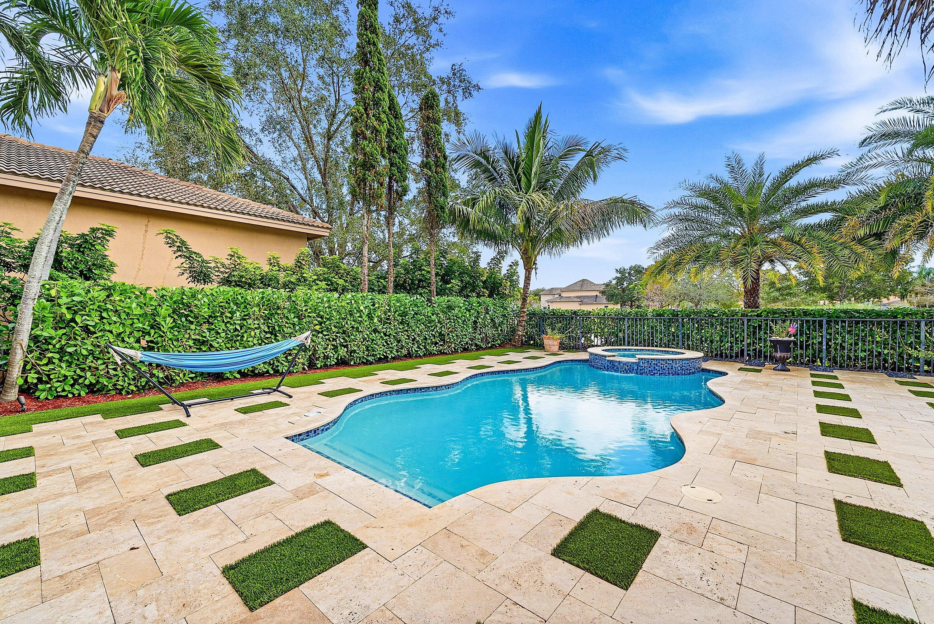 9232 Pineville Drive