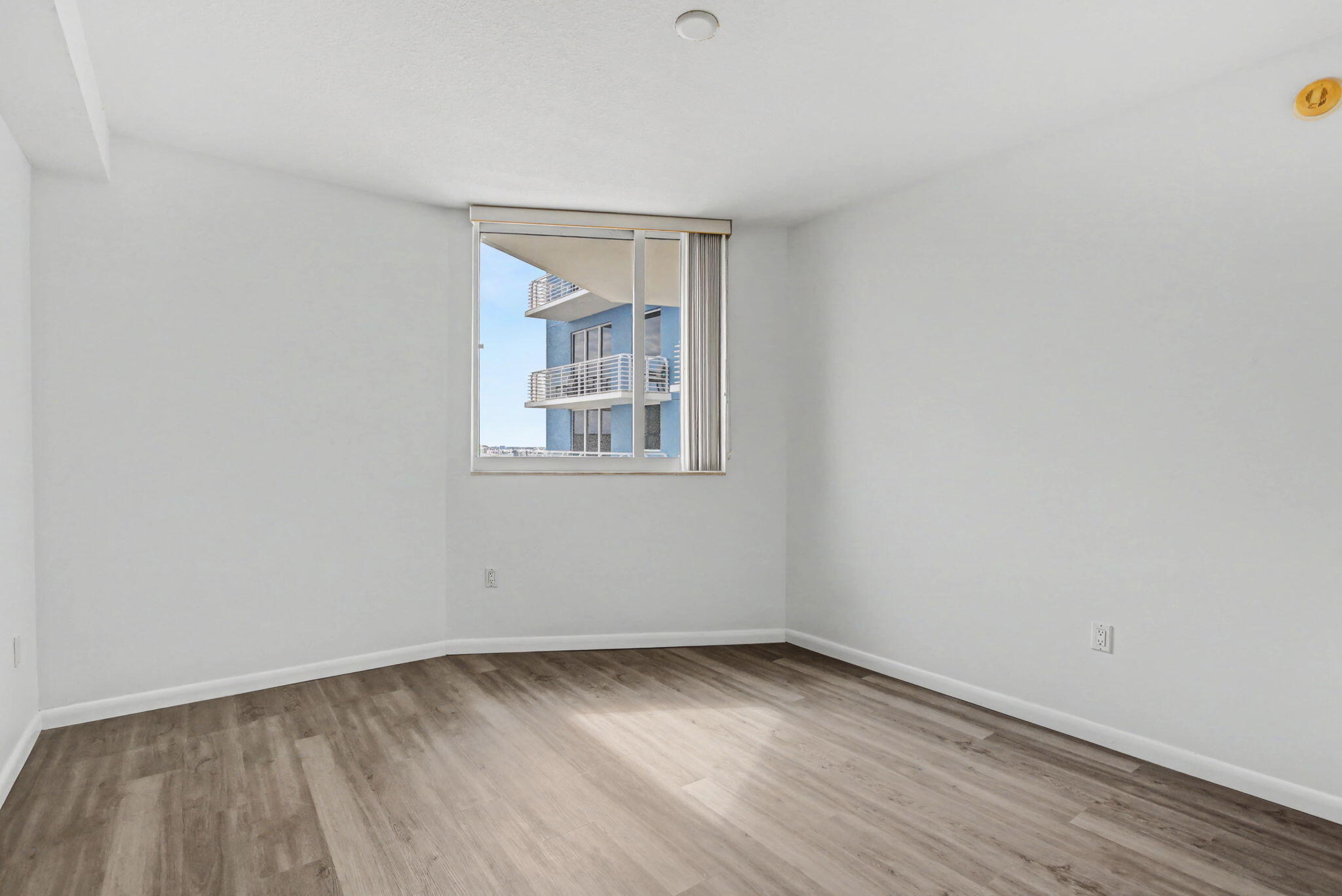 1551 N Flagler Drive 1514