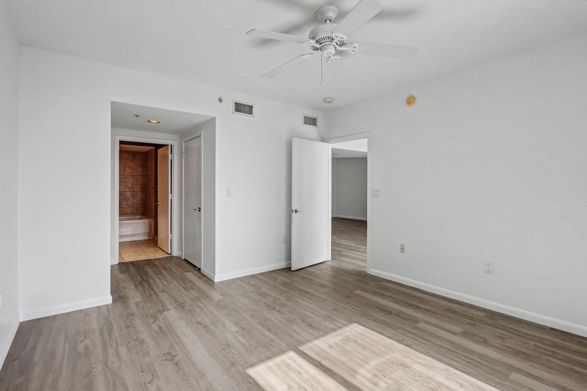 1551 N Flagler Drive 1514