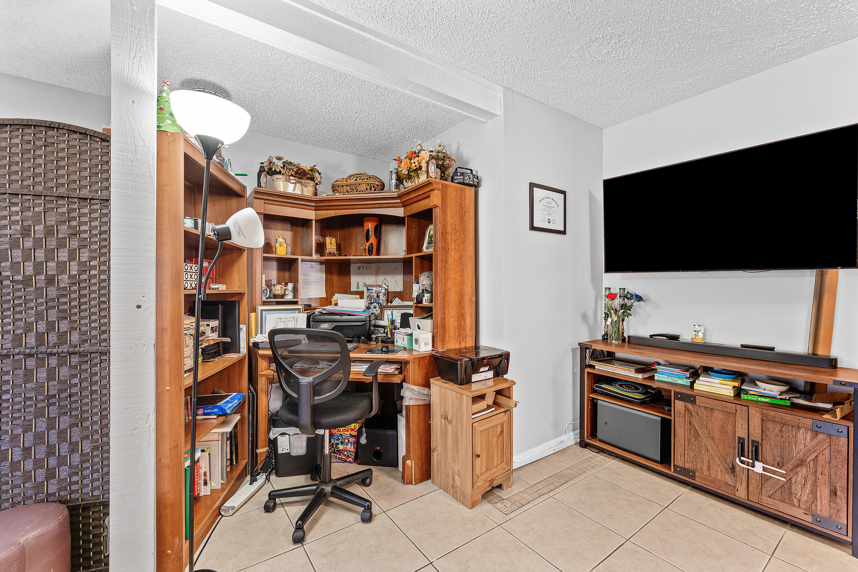 3680 NE 15th Terrace