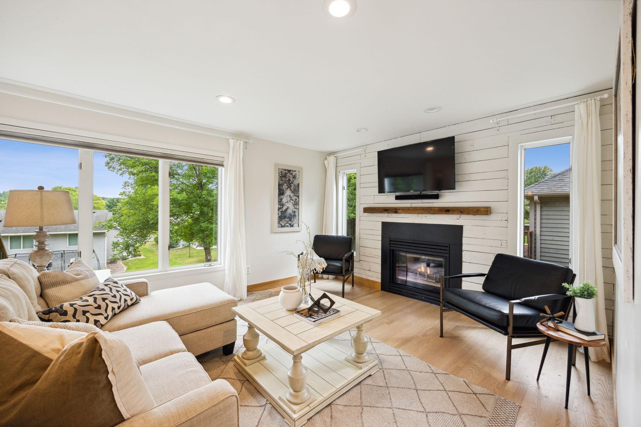 1449 Vixen Lane