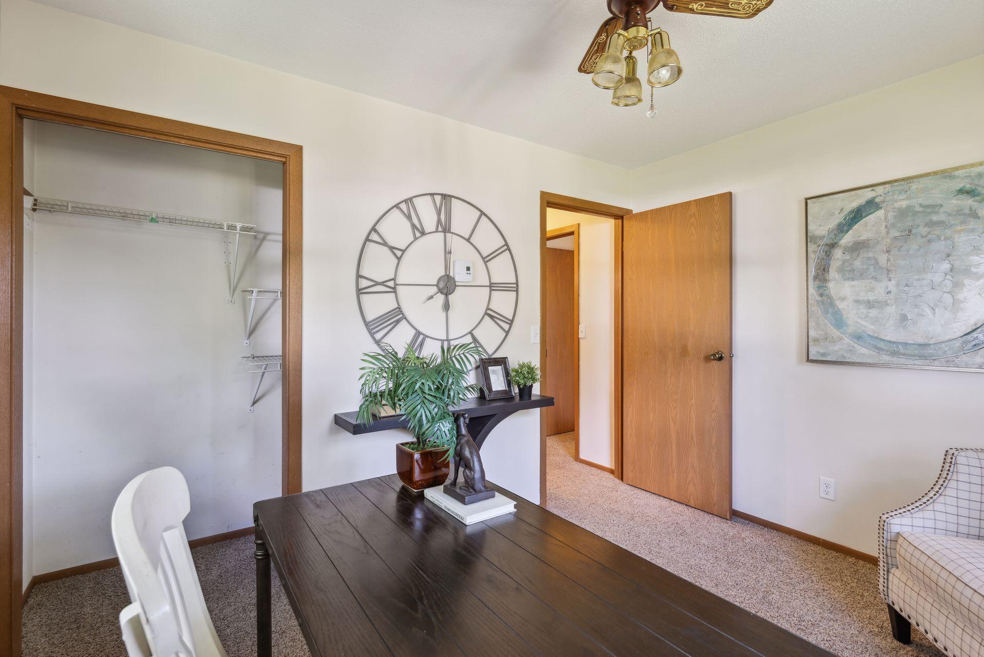 355 2nd Street