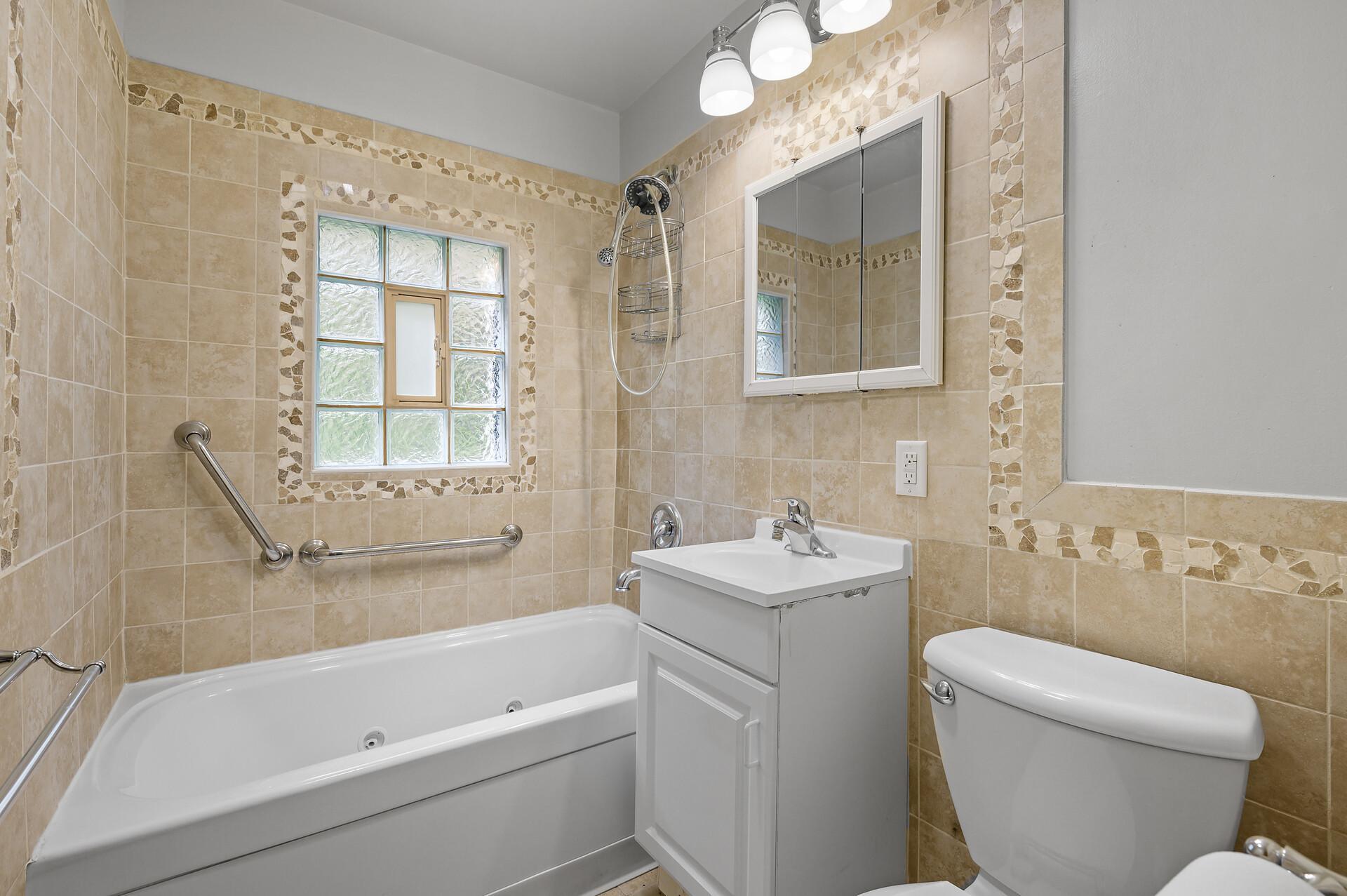 5373 Babcock Trail