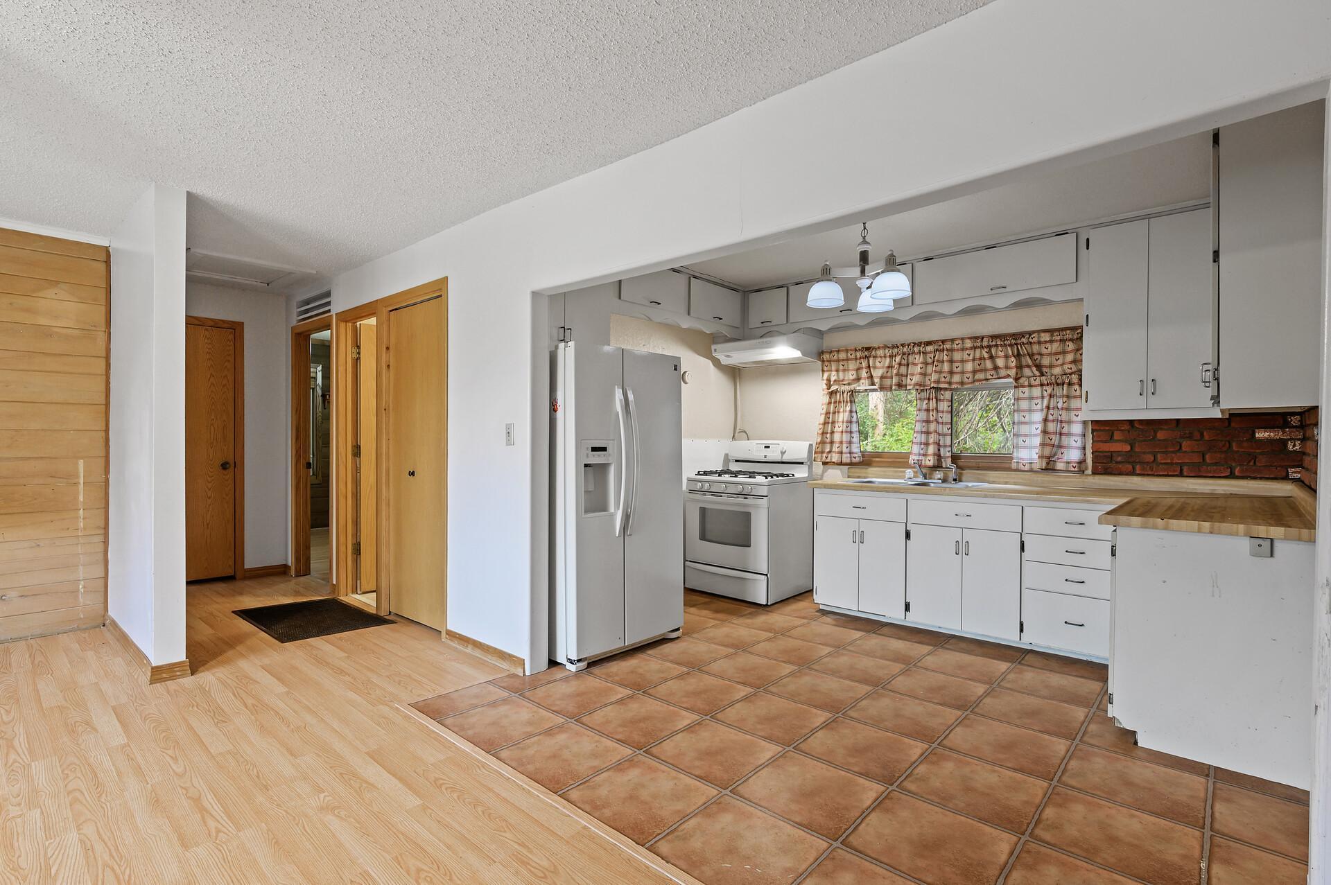 5373 Babcock Trail