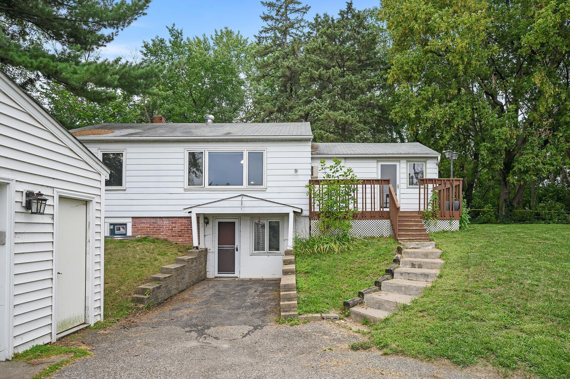 5373 Babcock Trail