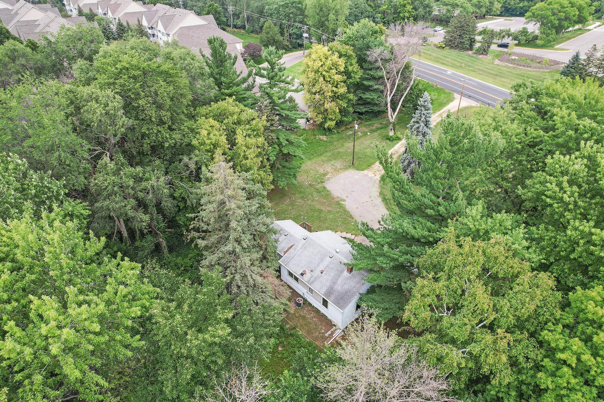 5373 Babcock Trail