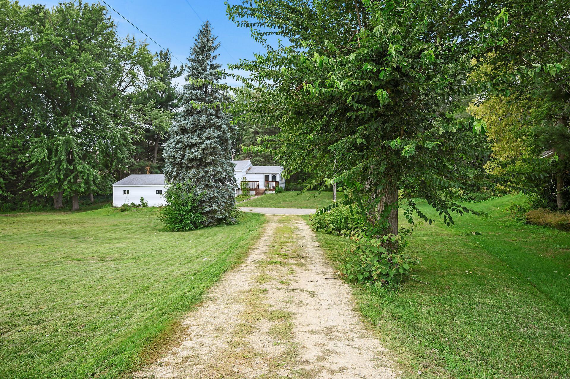 5373 Babcock Trail