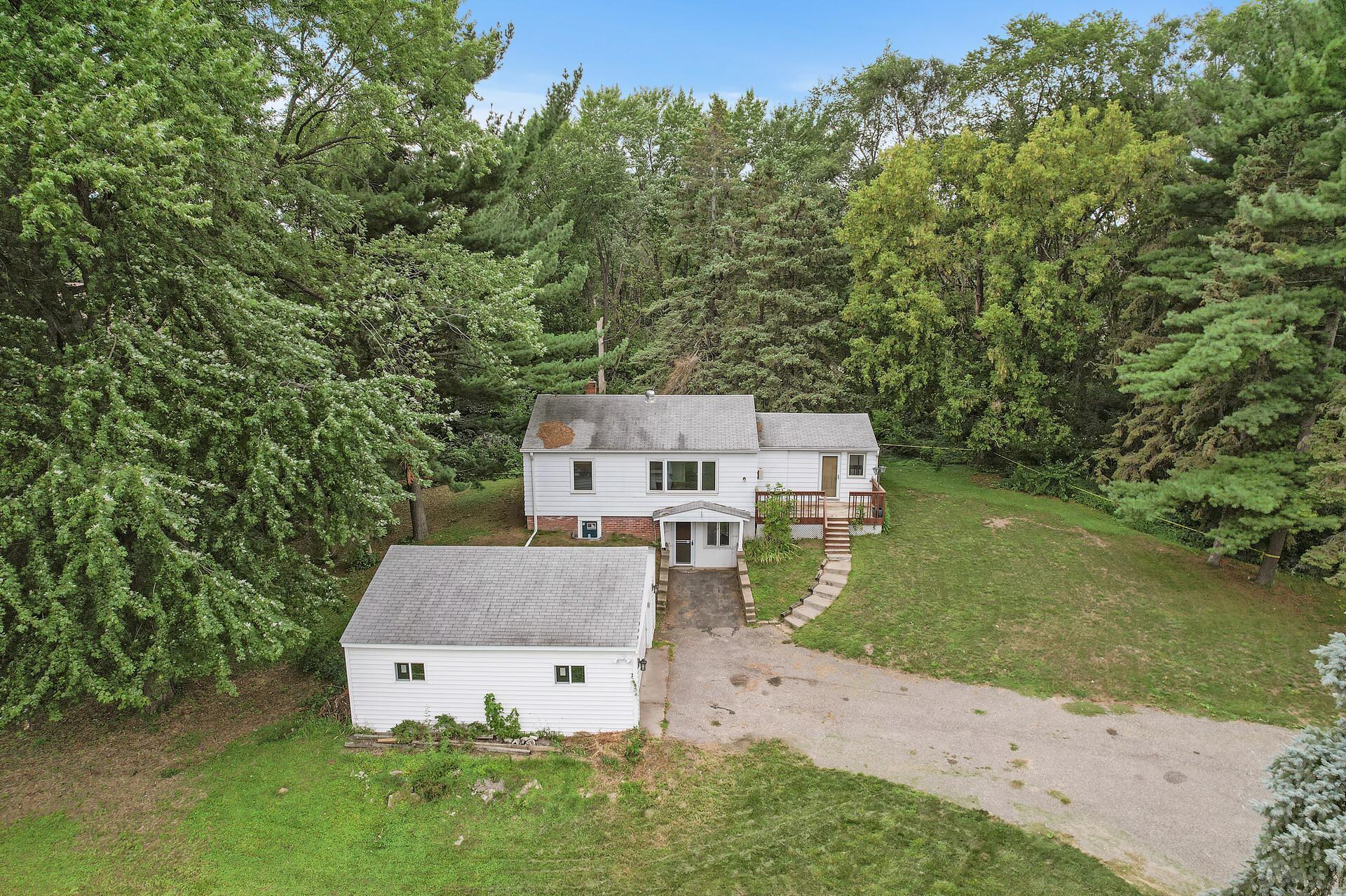 5373 Babcock Trail