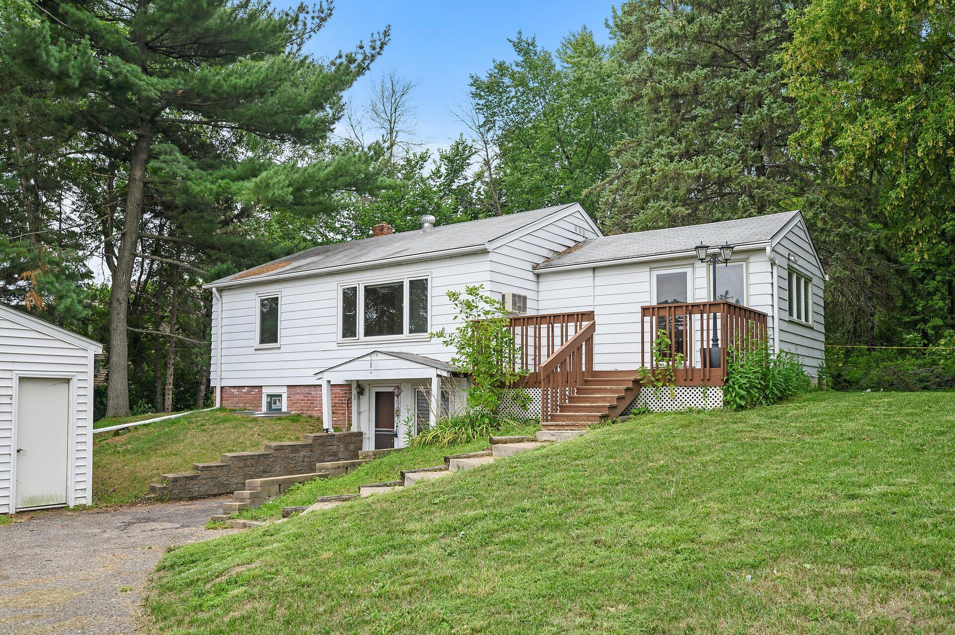 5373 Babcock Trail