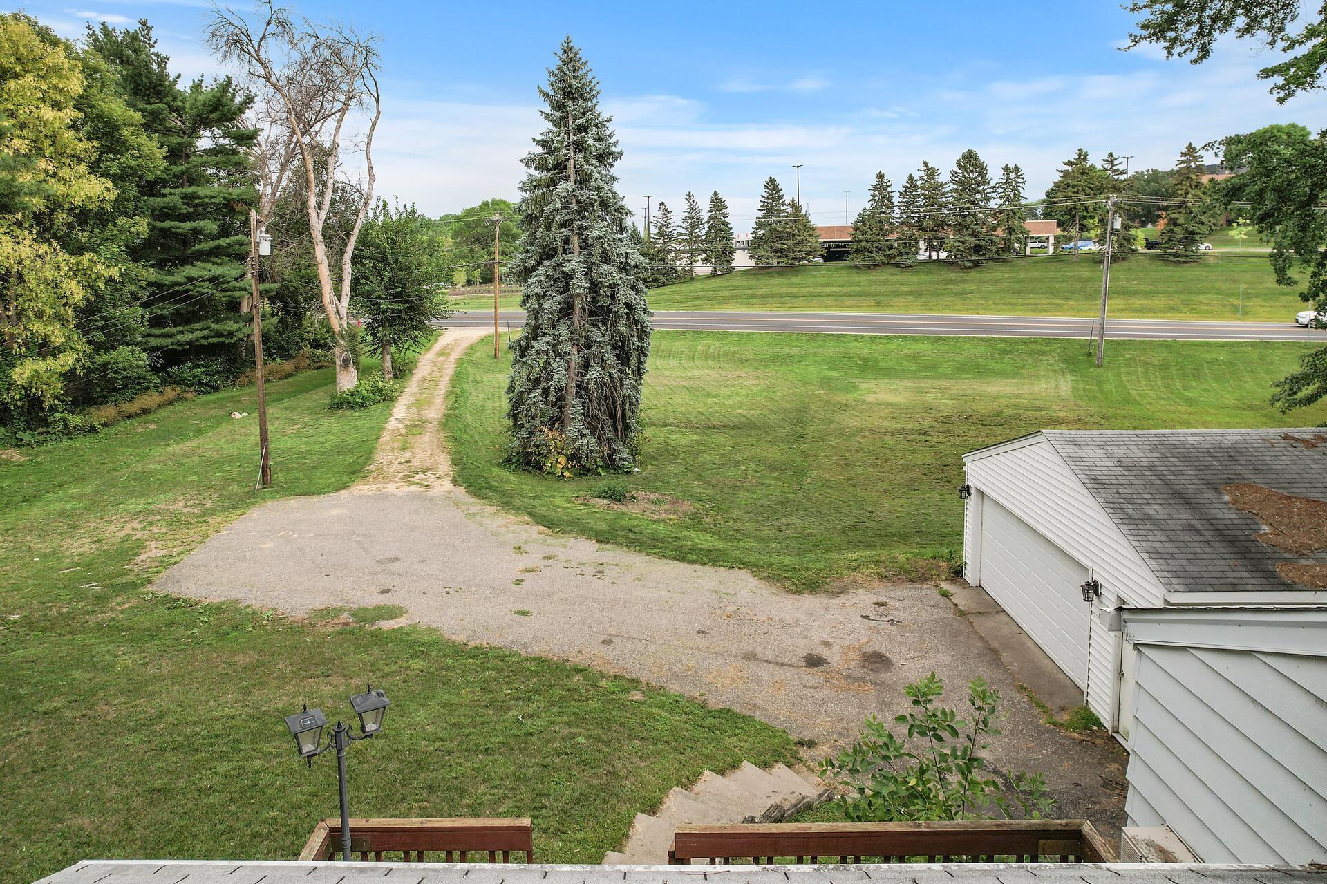 5373 Babcock Trail