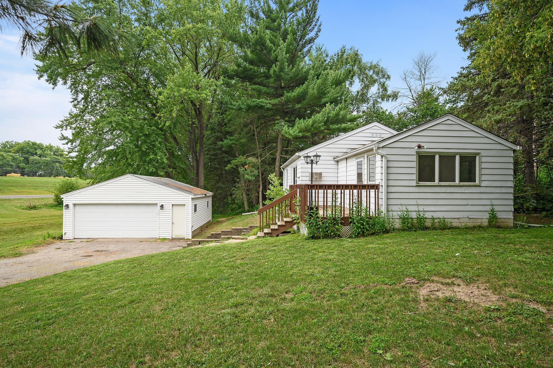 5373 Babcock Trail