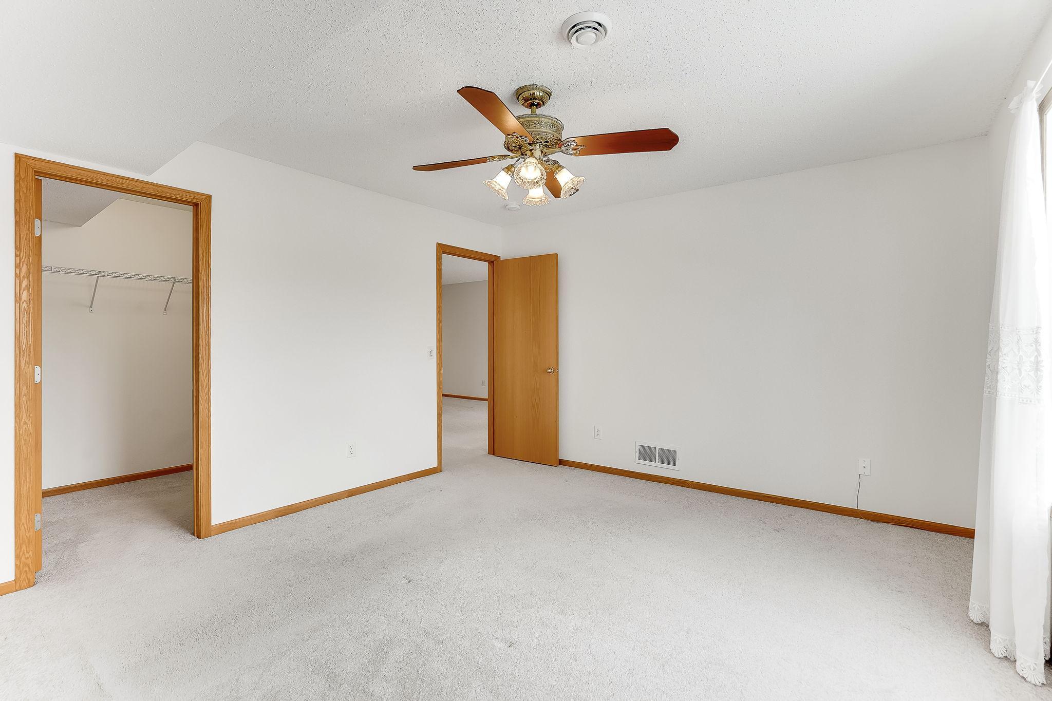 3098 Chisholm Court N