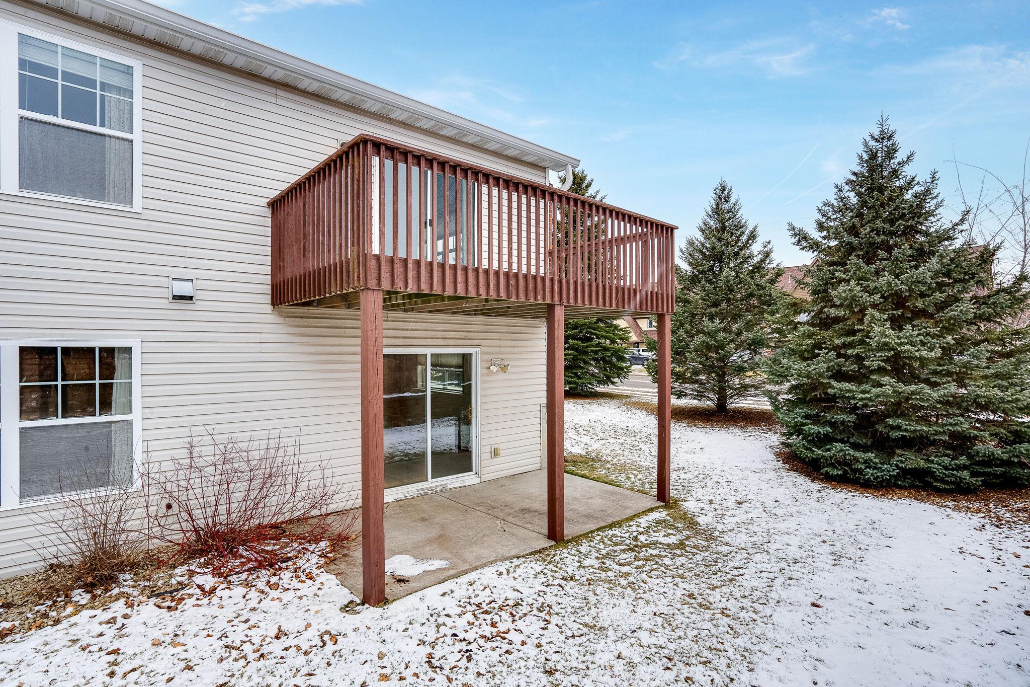 3098 Chisholm Court N