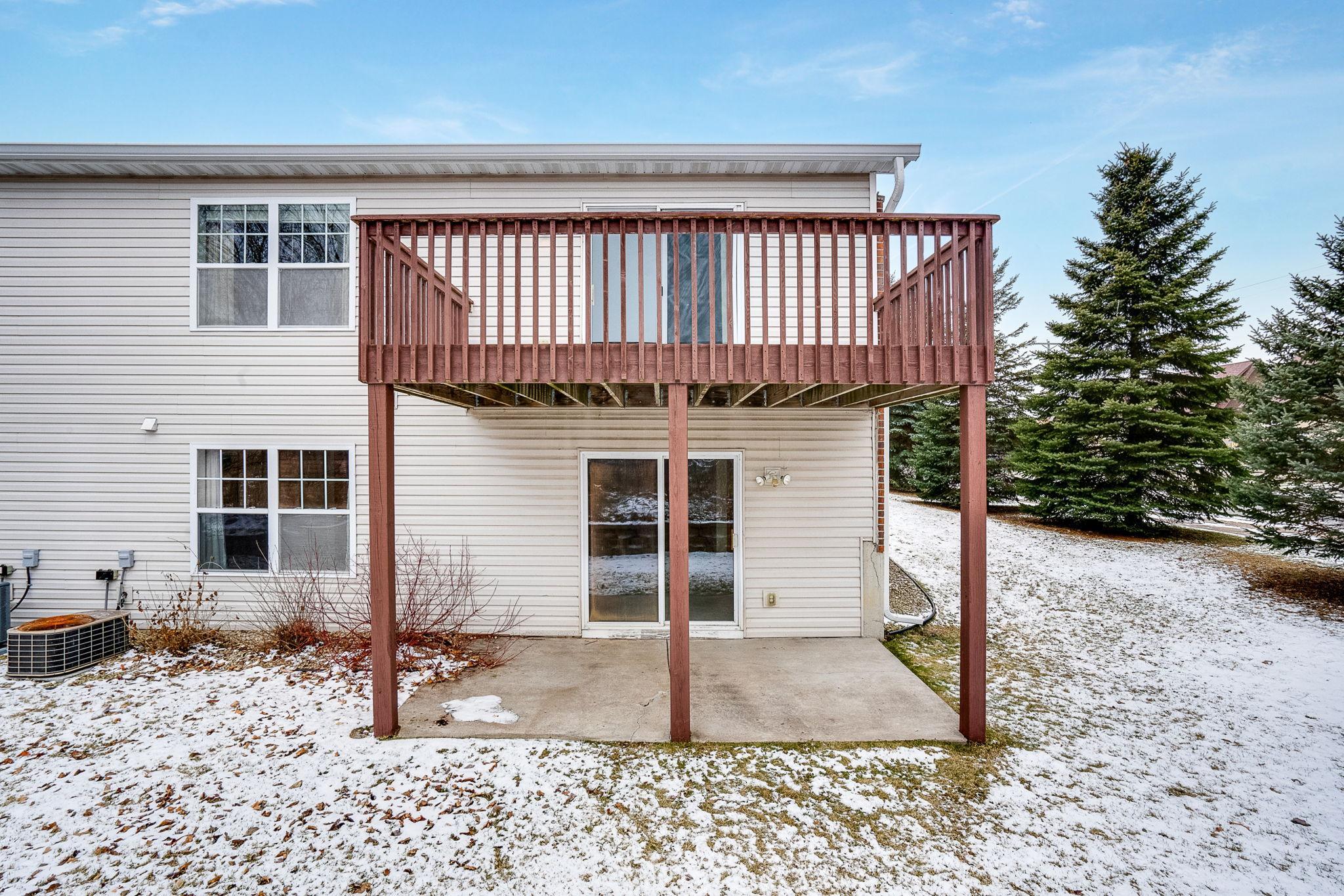 3098 Chisholm Court N