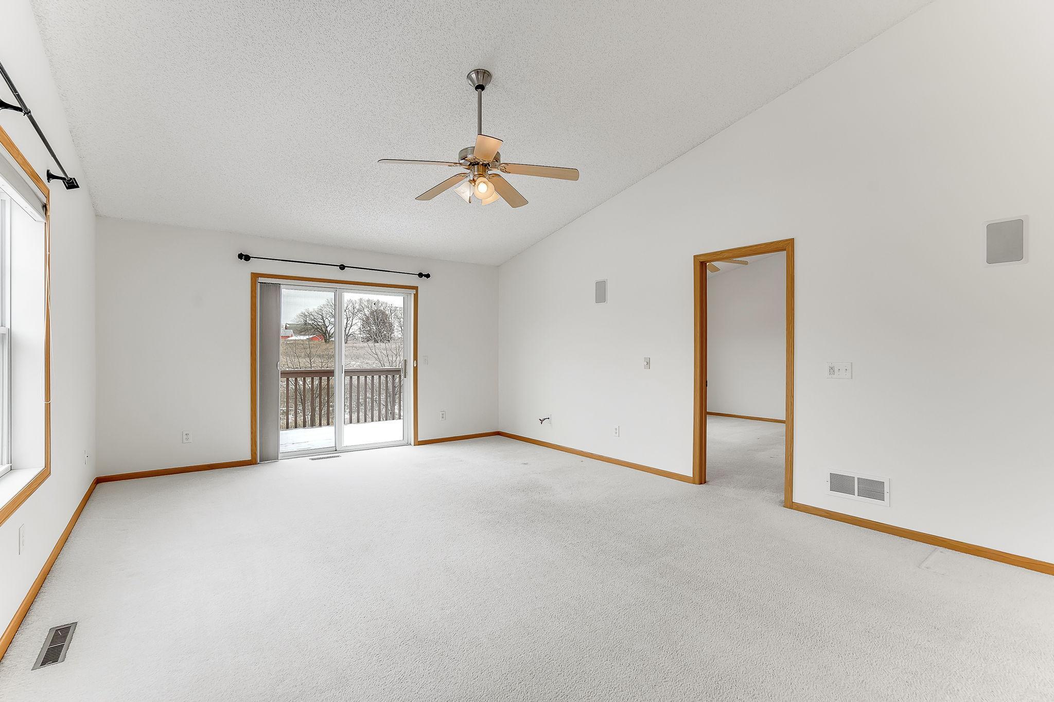 3098 Chisholm Court N