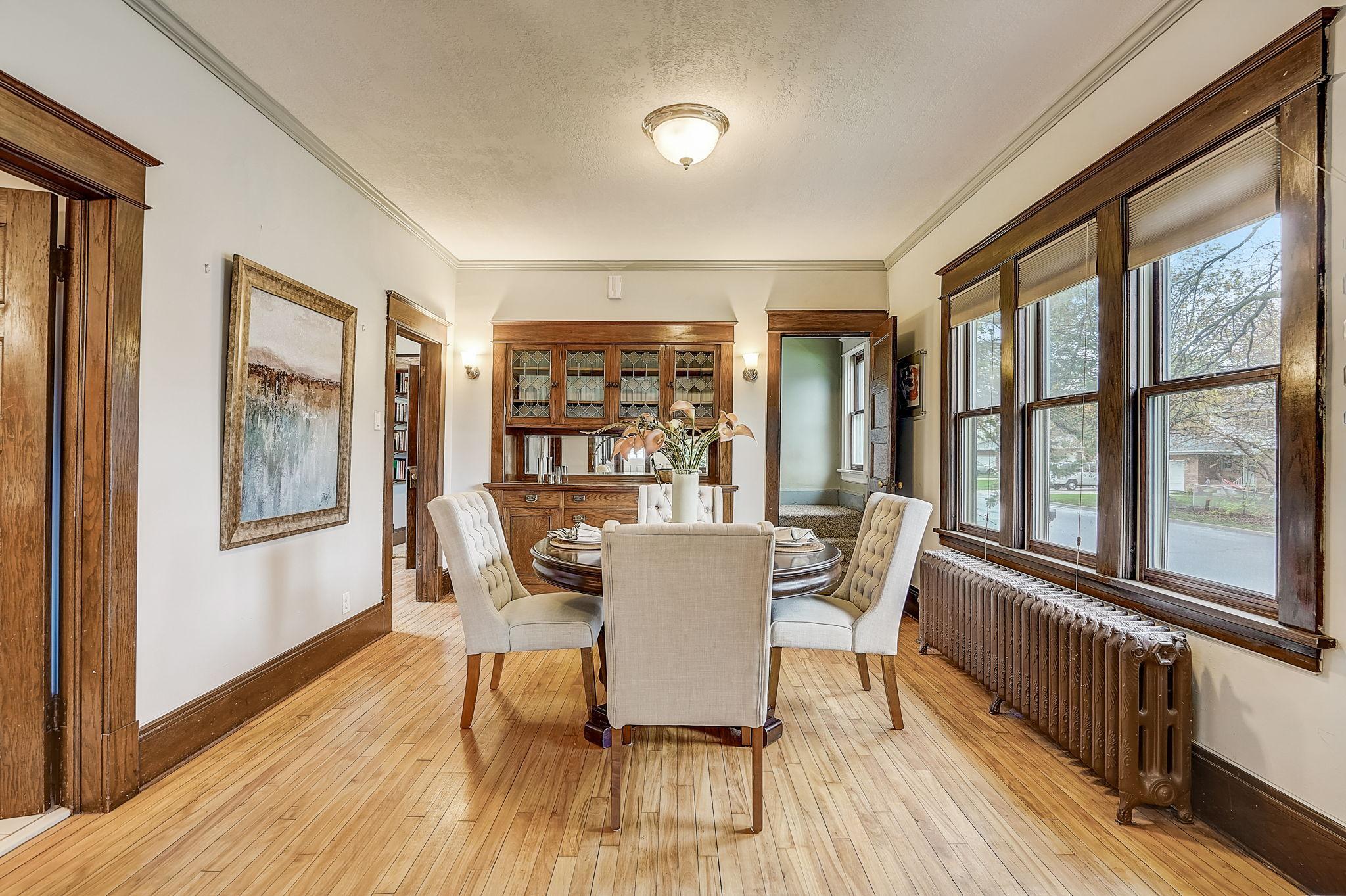 312 Orme Street W