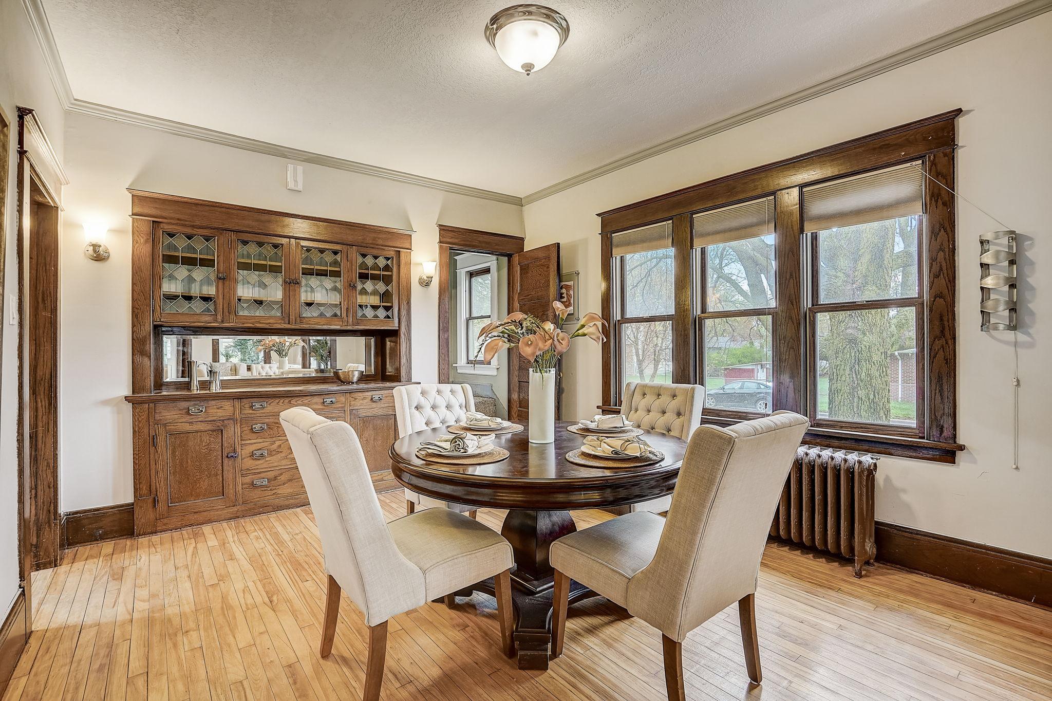 312 Orme Street W