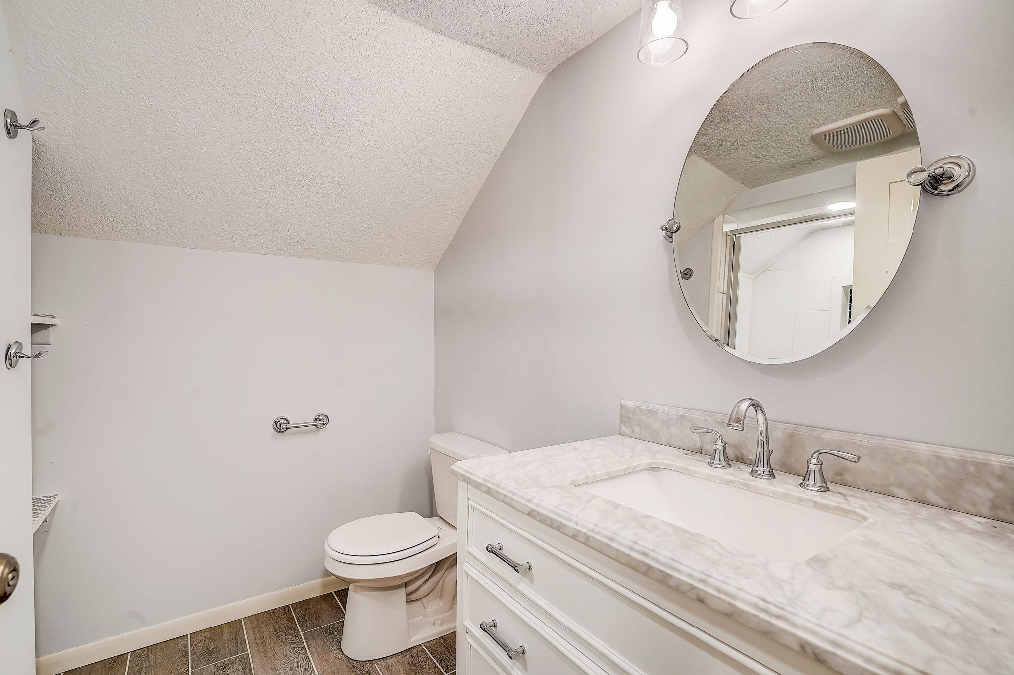 312 Orme Street W