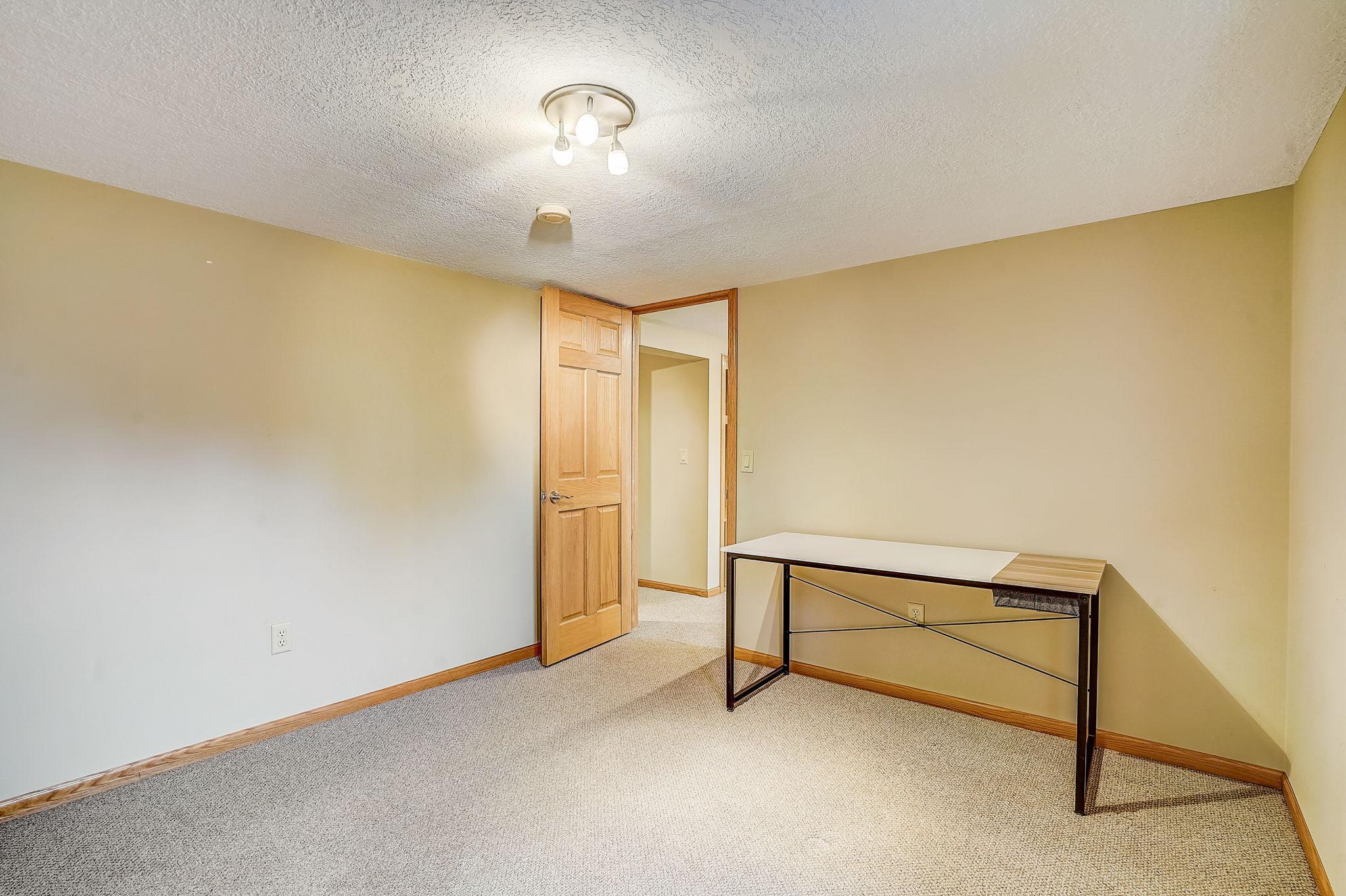 312 Orme Street W