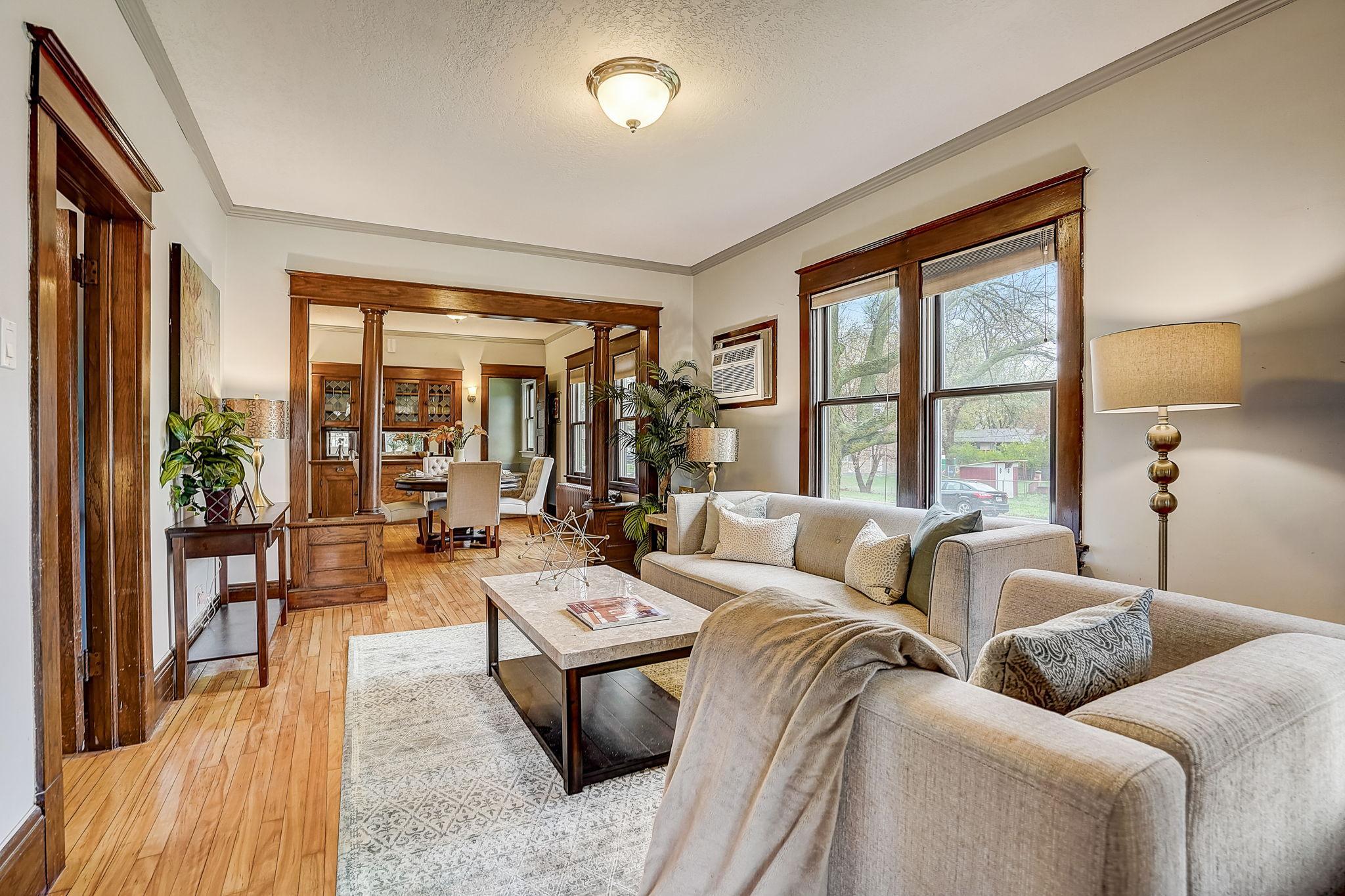 312 Orme Street W