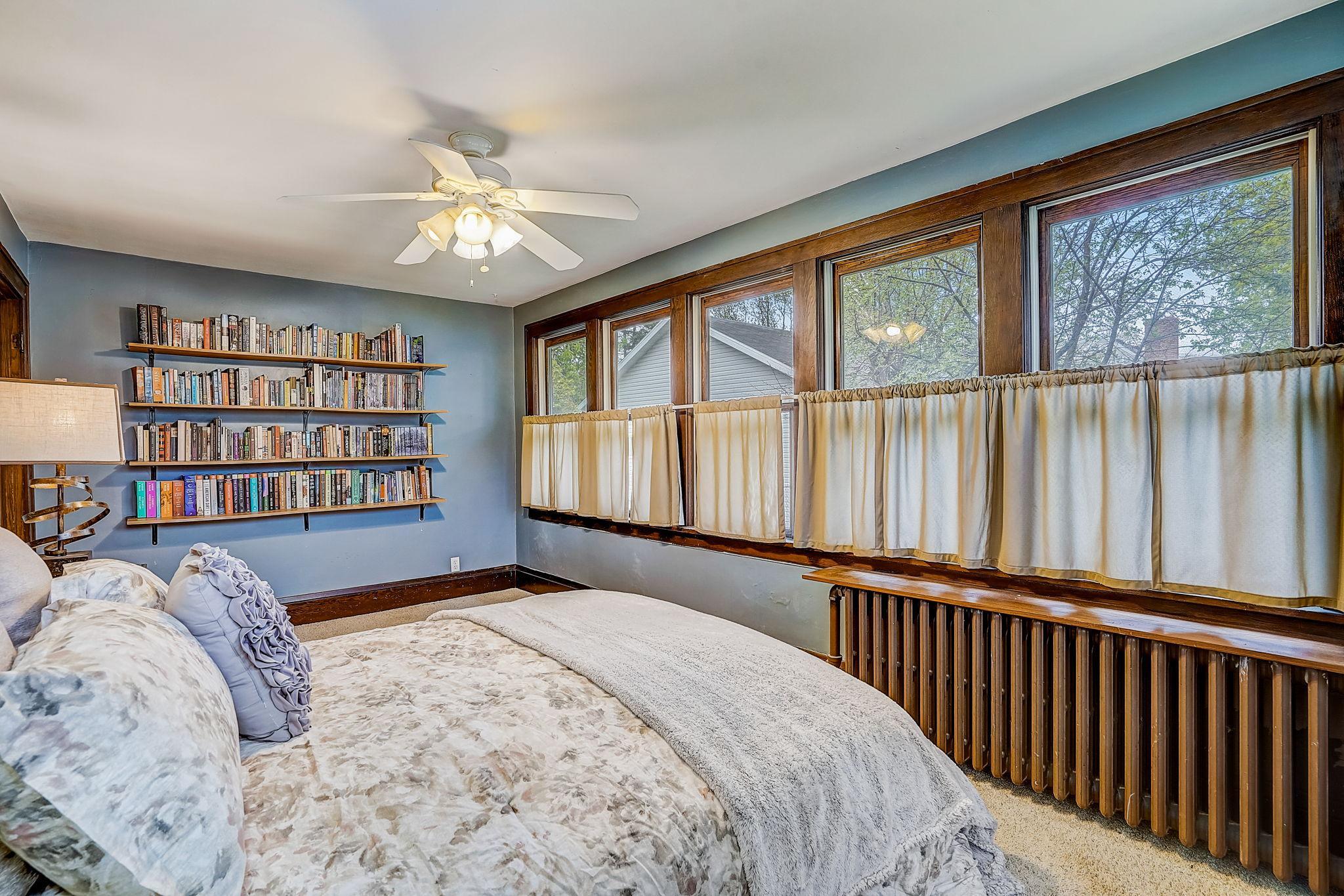 312 Orme Street W