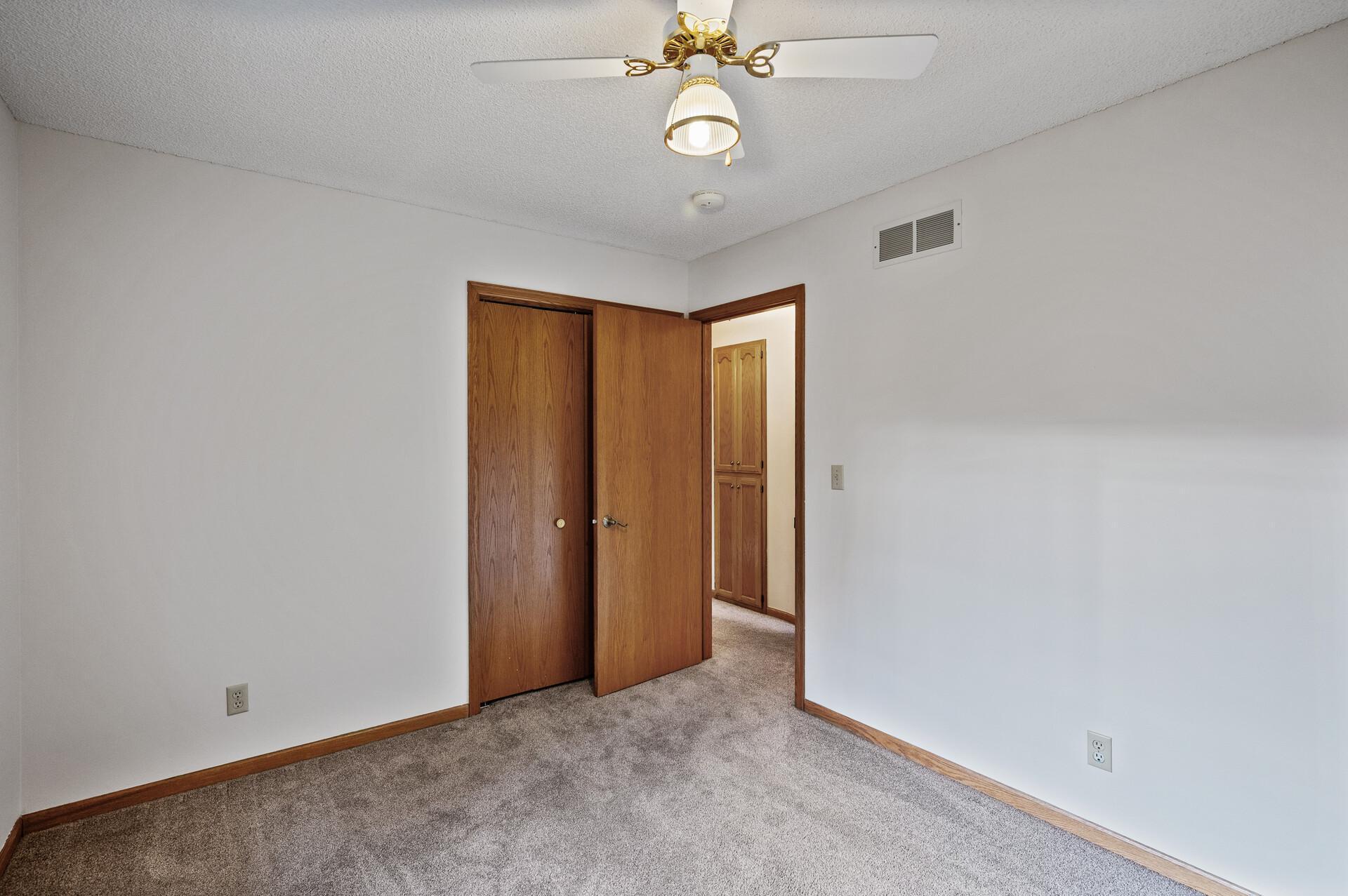 2880 Desoto Street