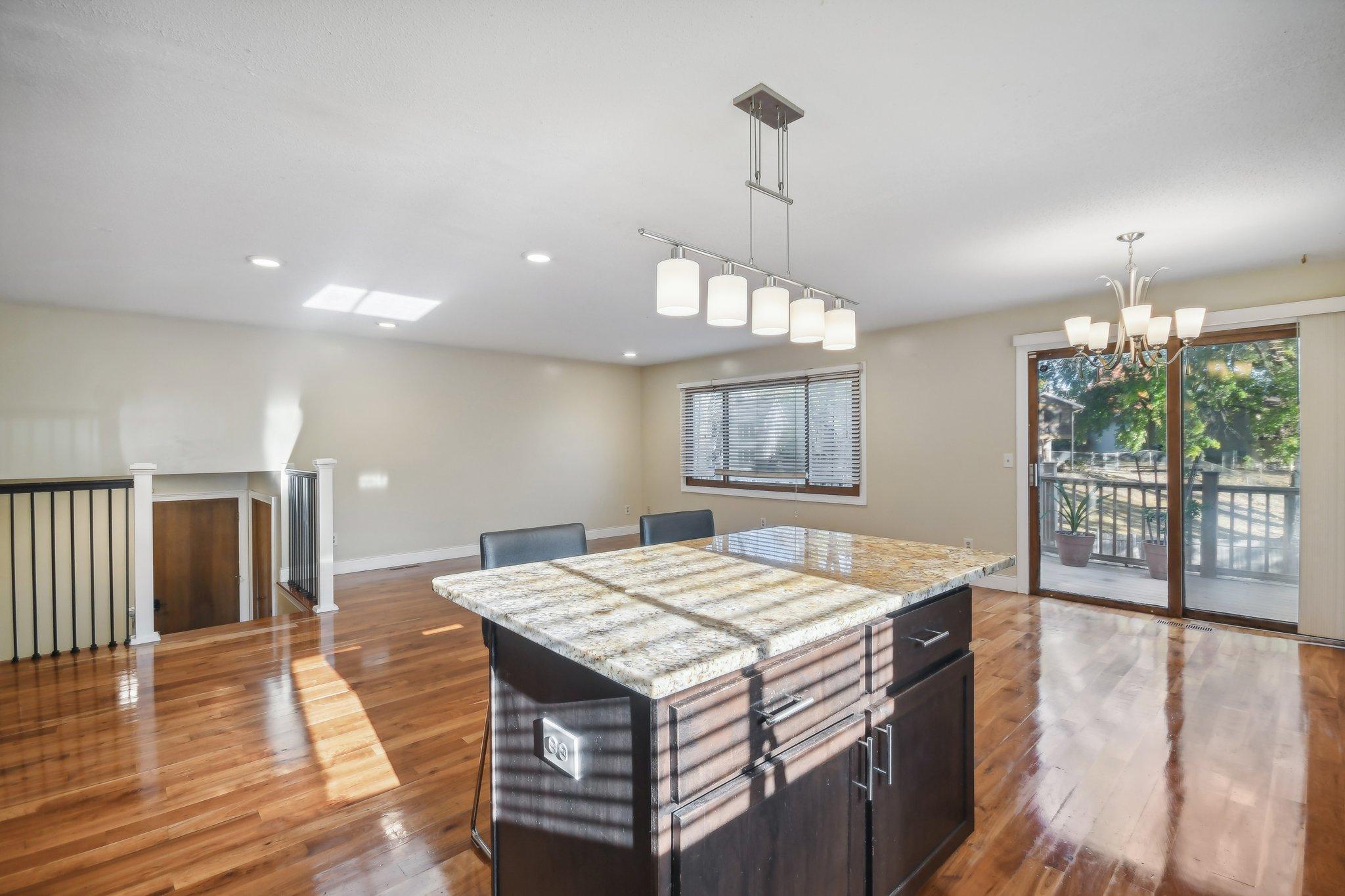 2516 E 125th Street