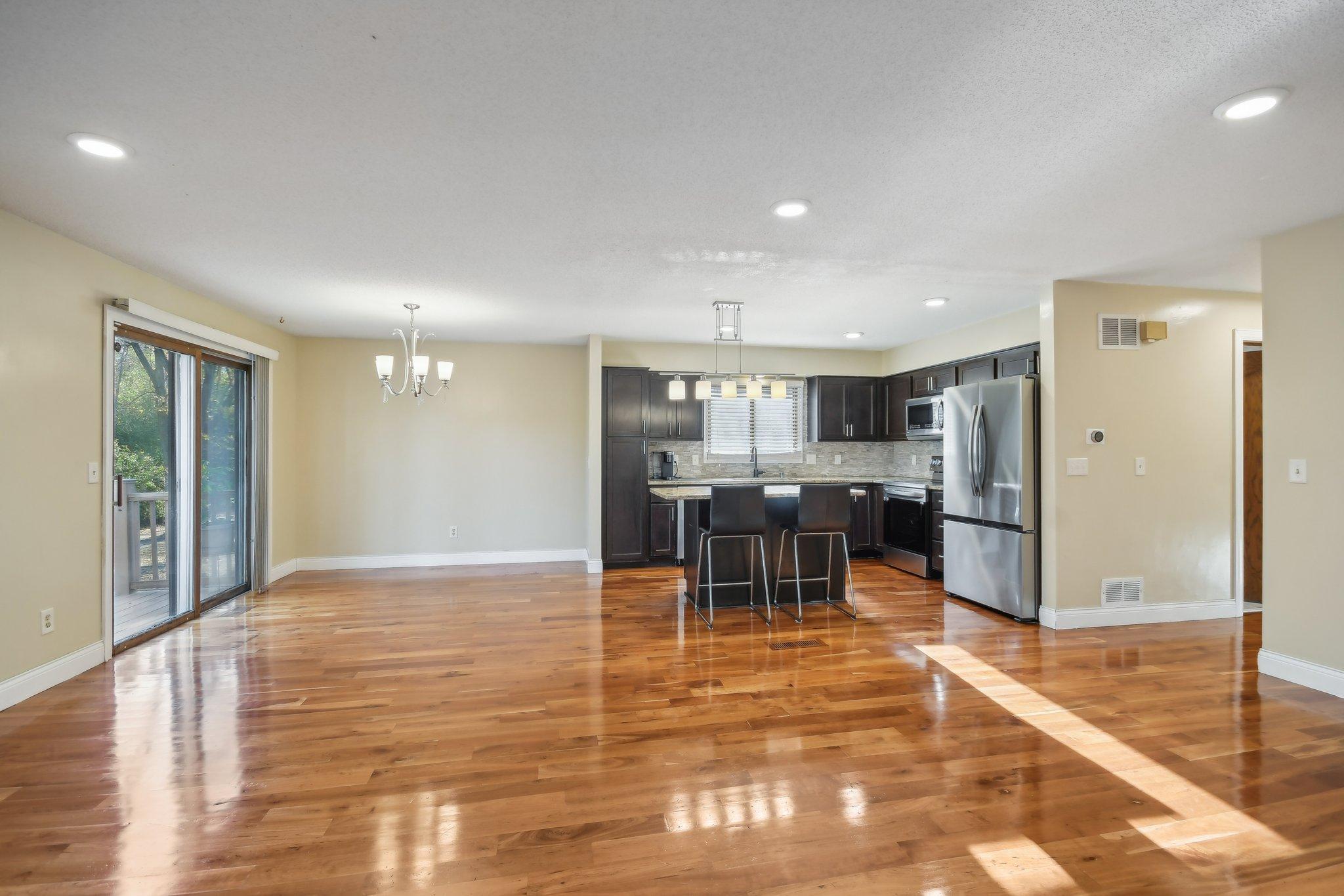 2516 E 125th Street