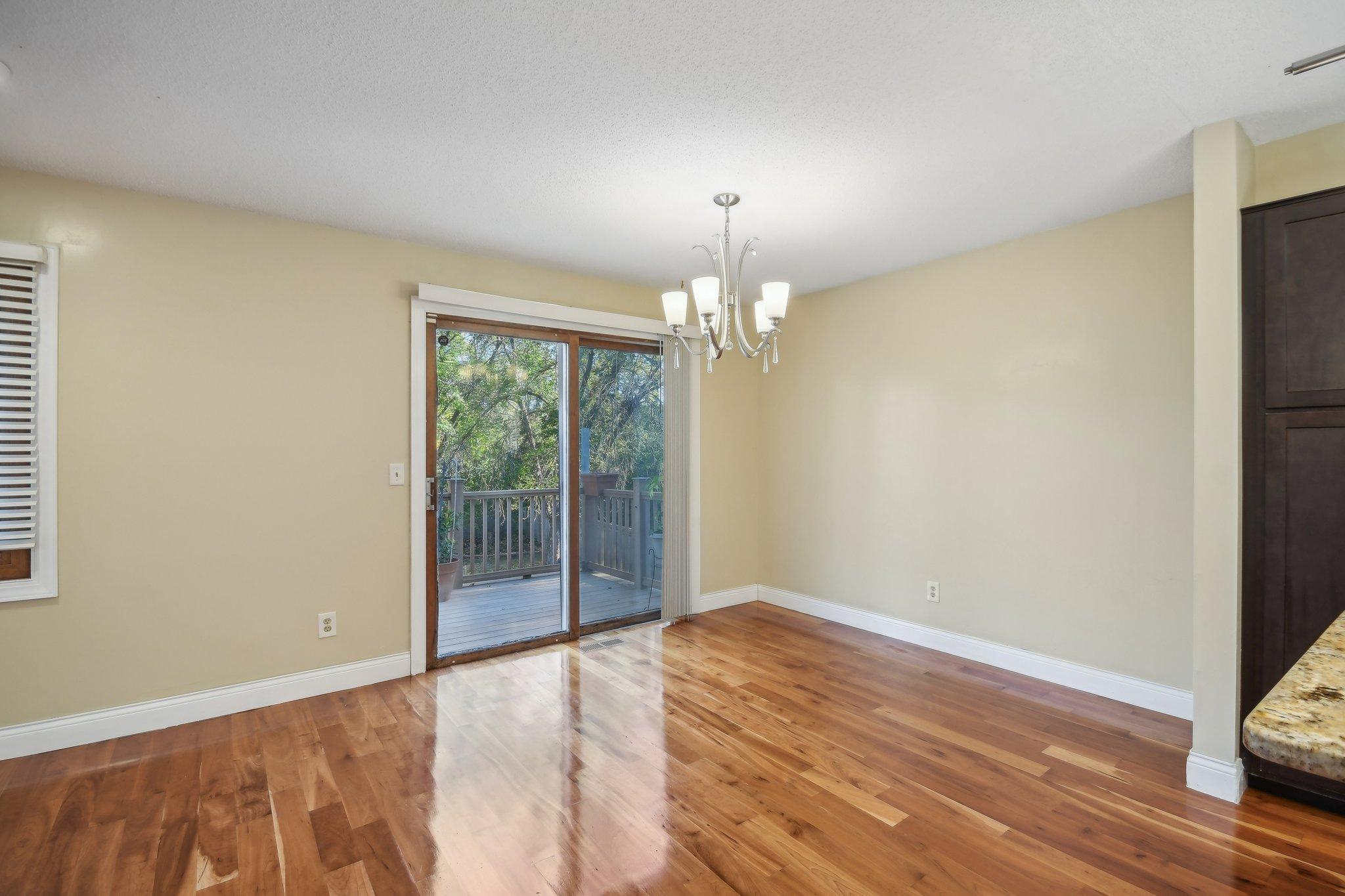 2516 E 125th Street