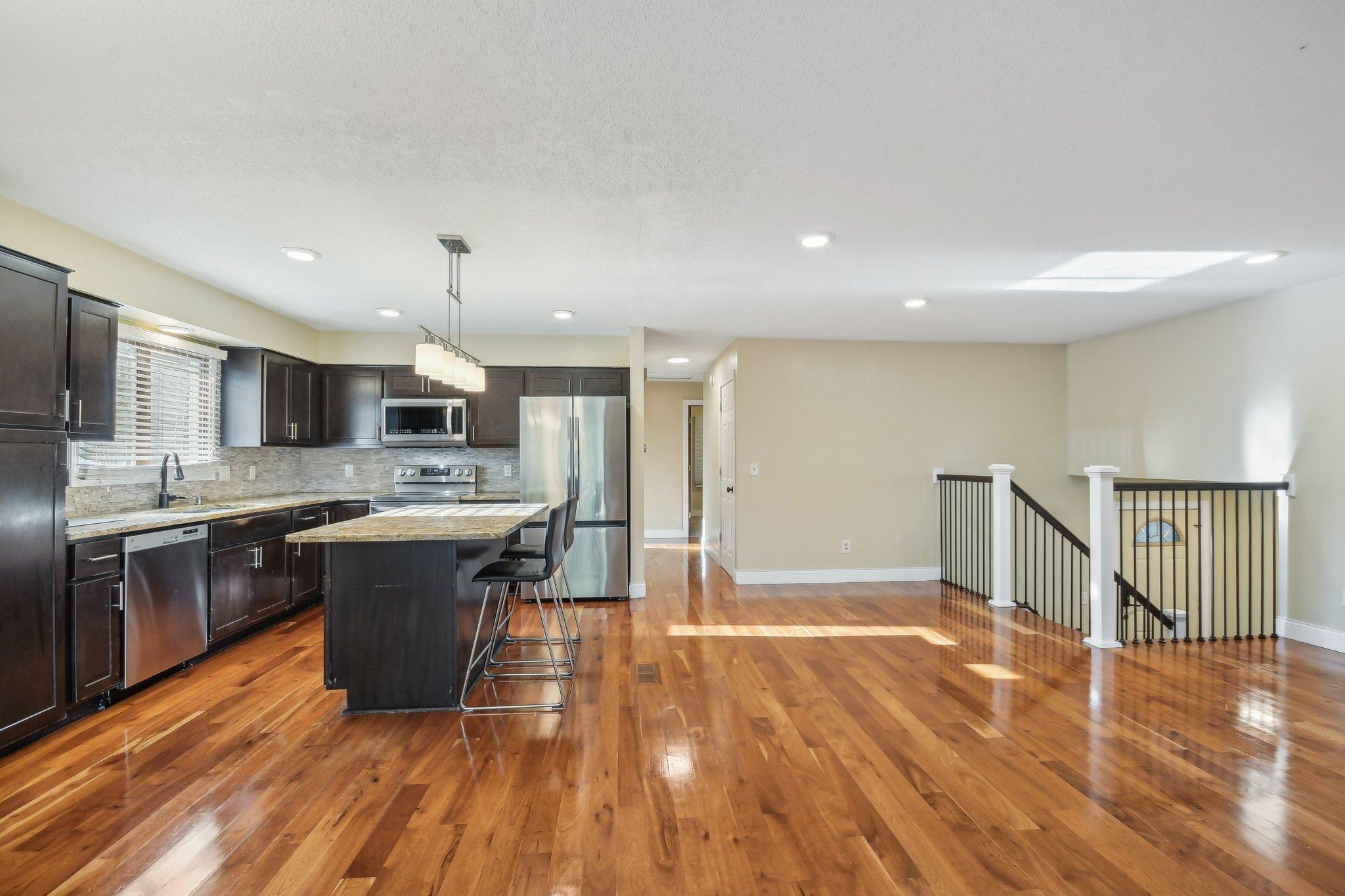 2516 E 125th Street