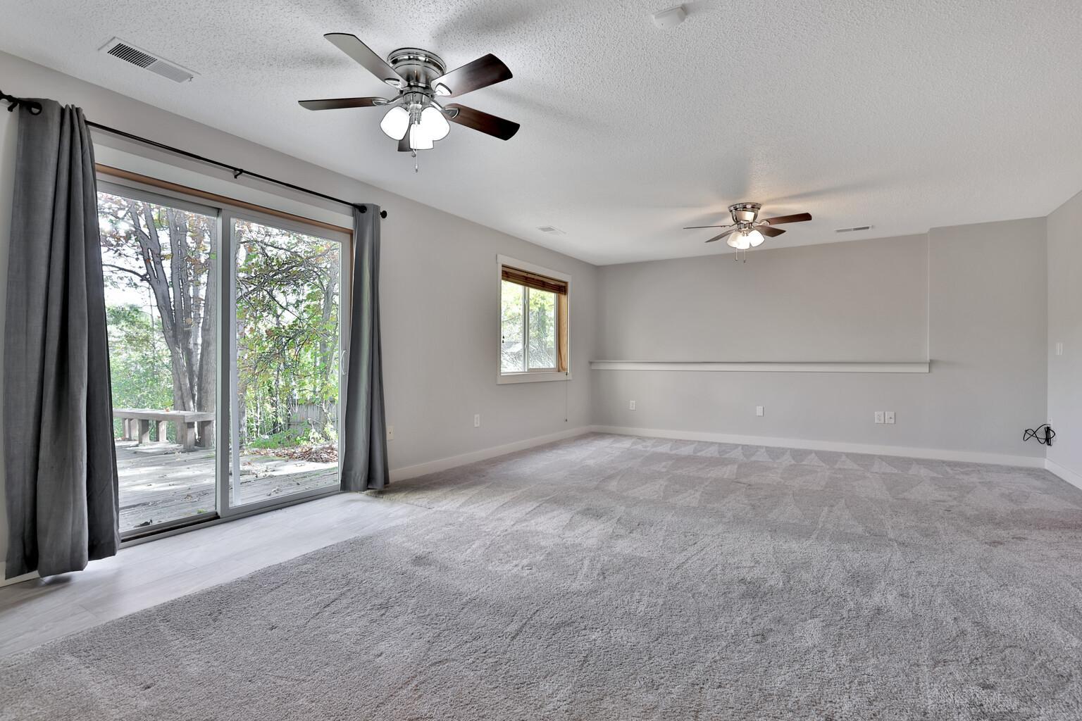26477 8th Street W