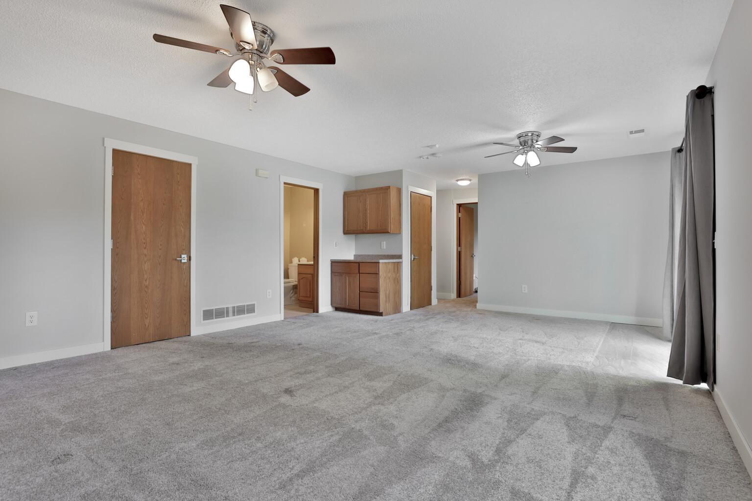 26477 8th Street W