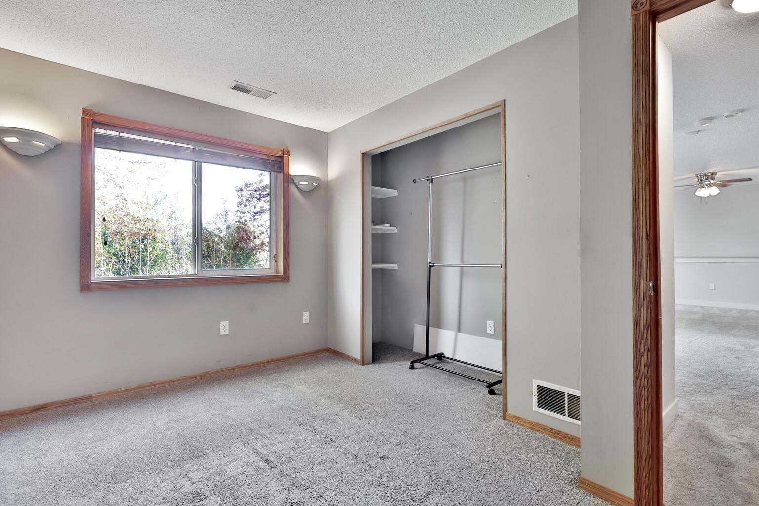 26477 8th Street W