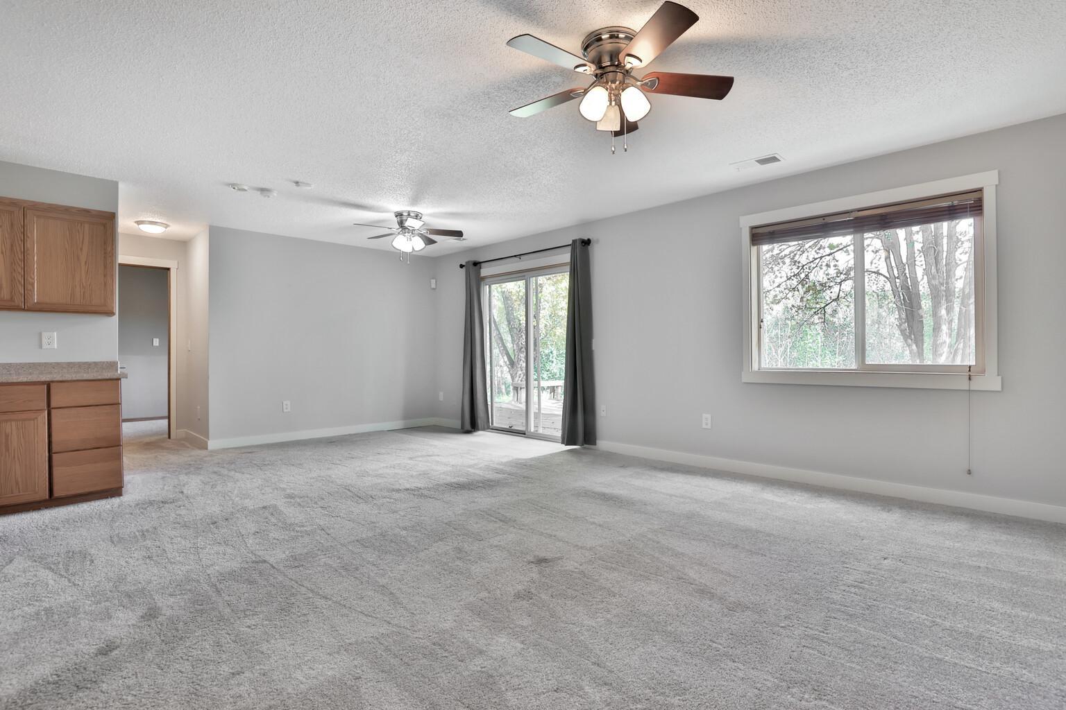 26477 8th Street W