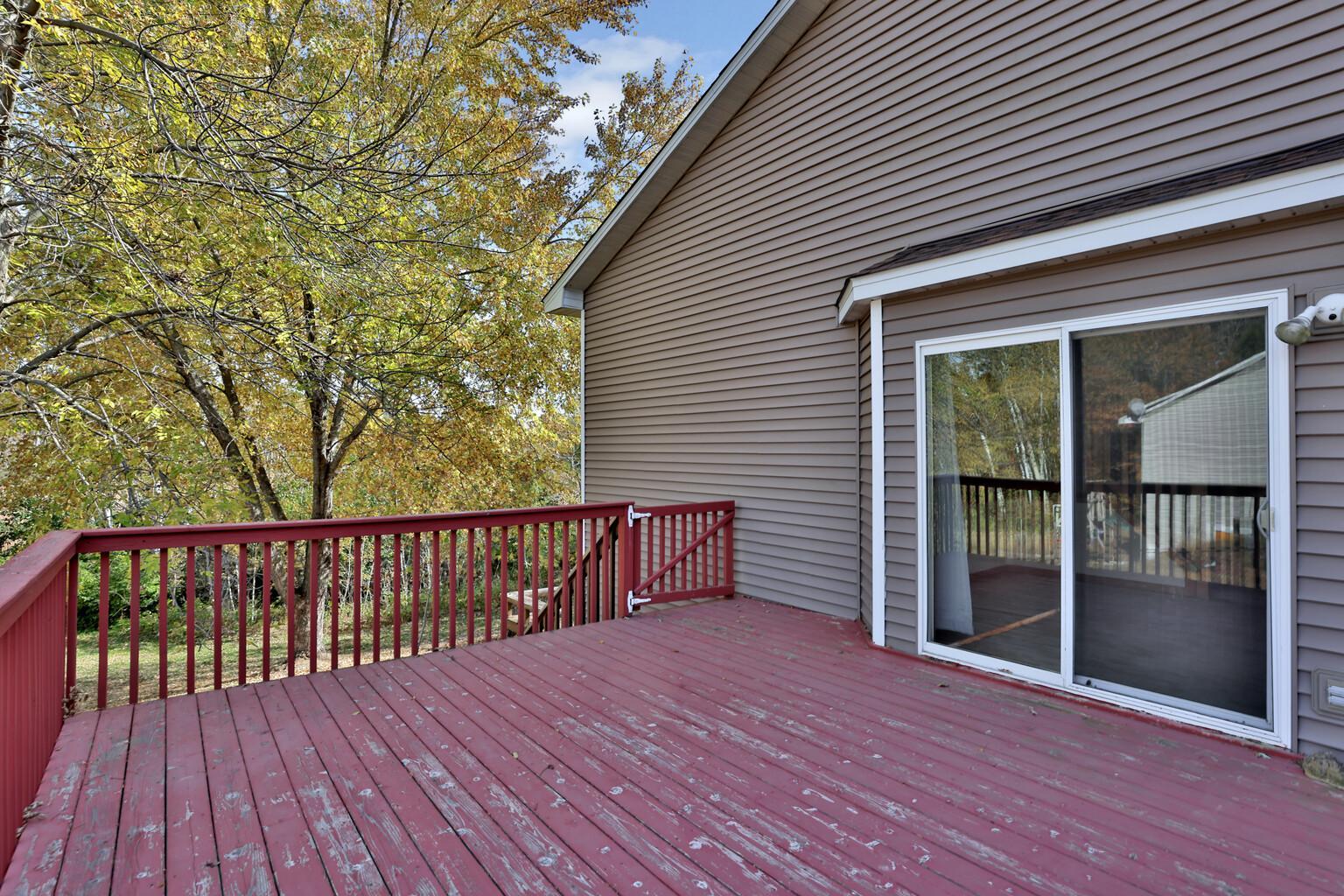 26477 8th Street W