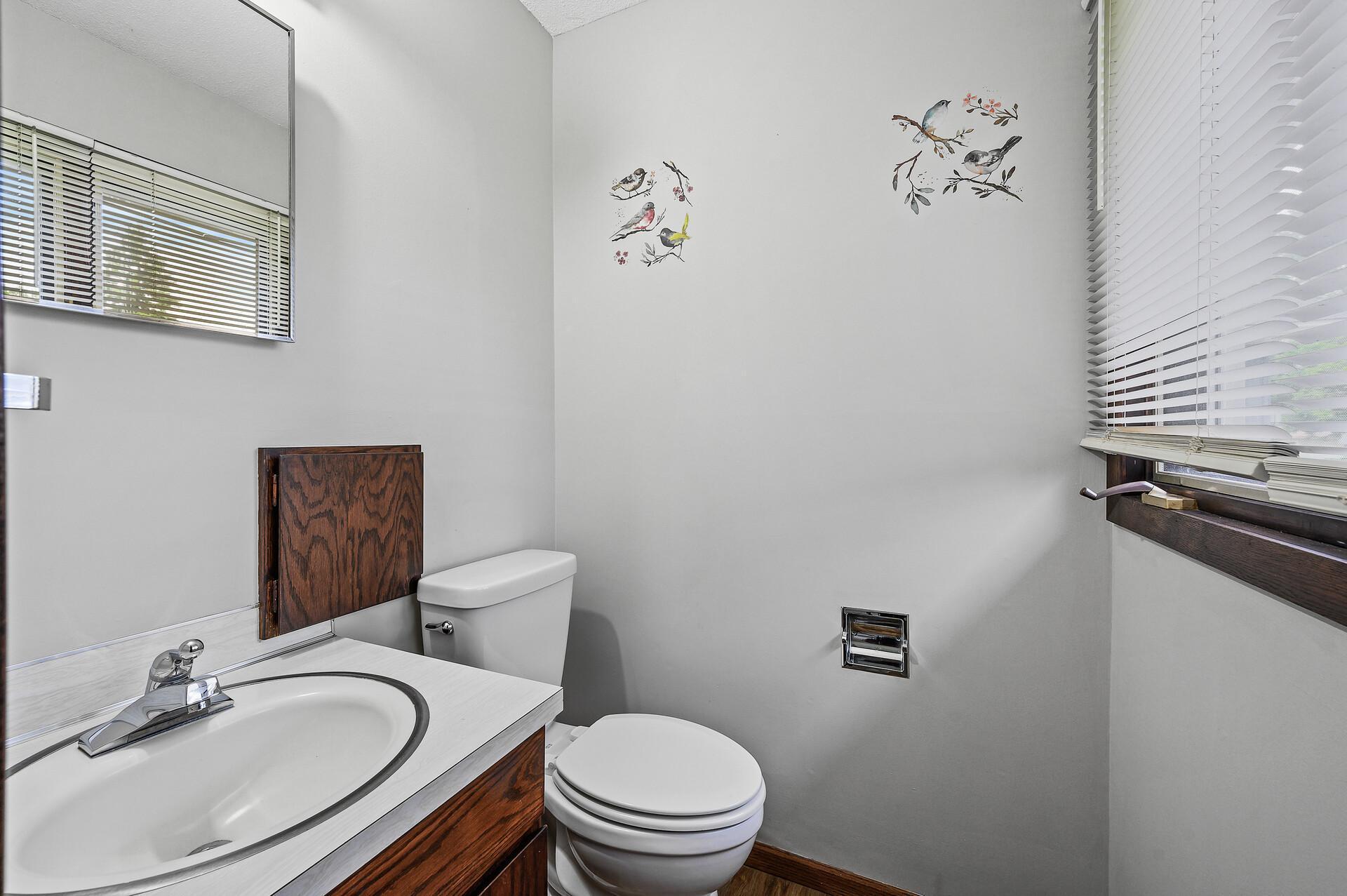 1319 21st Street W