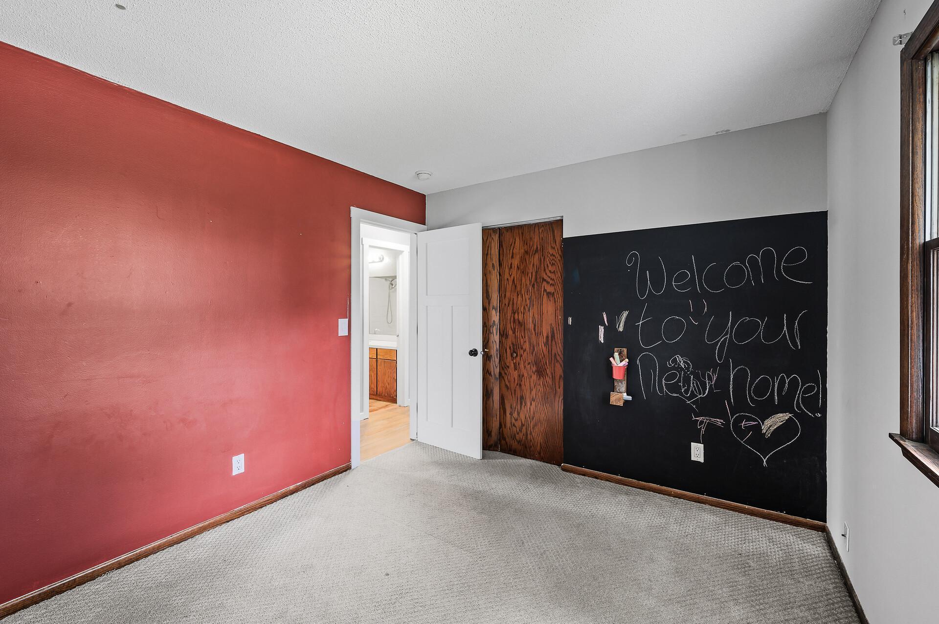 1319 21st Street W